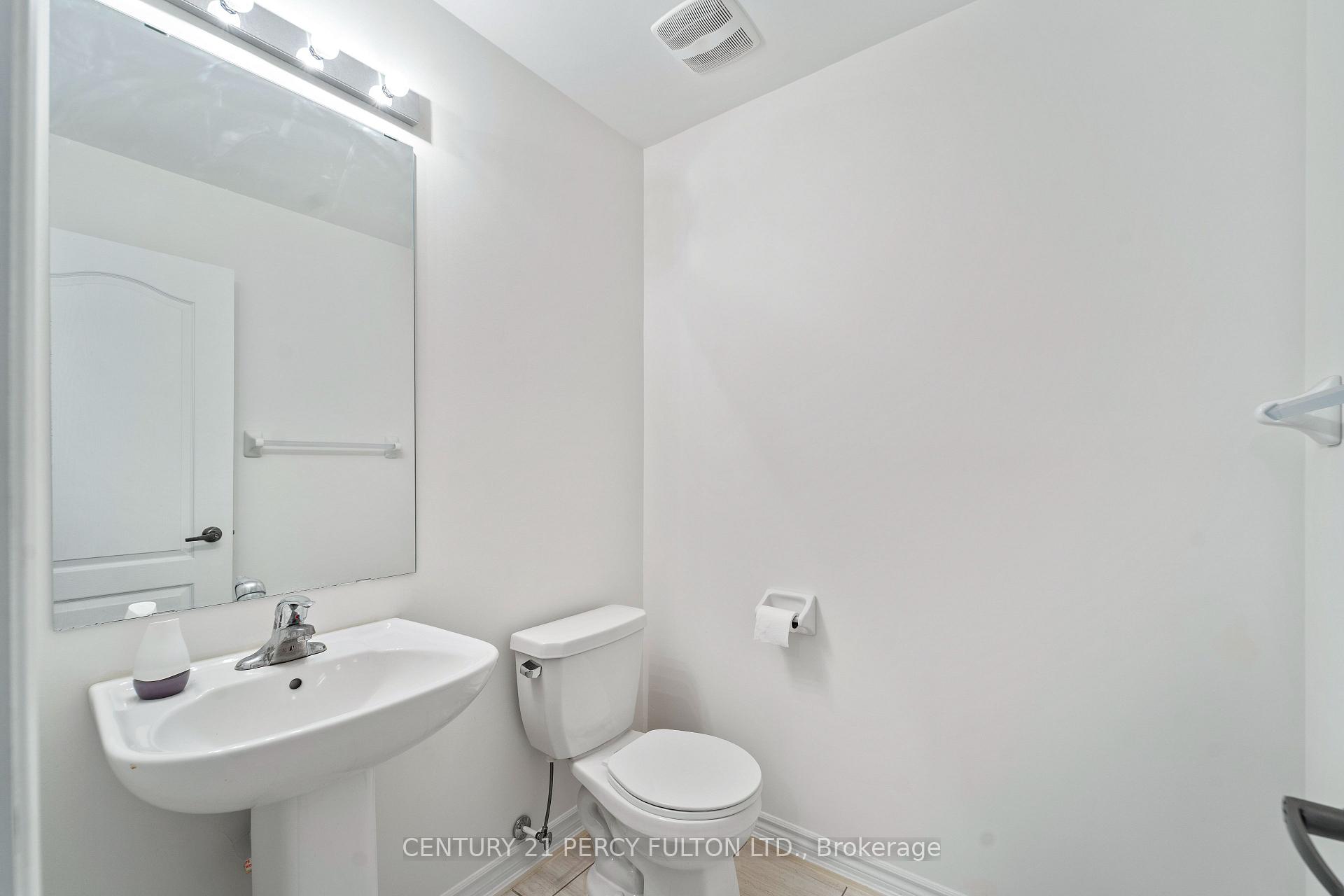 Photo 7 of 71 Honey Crisp Lane, Clarington, Bowmanville — HOMEH