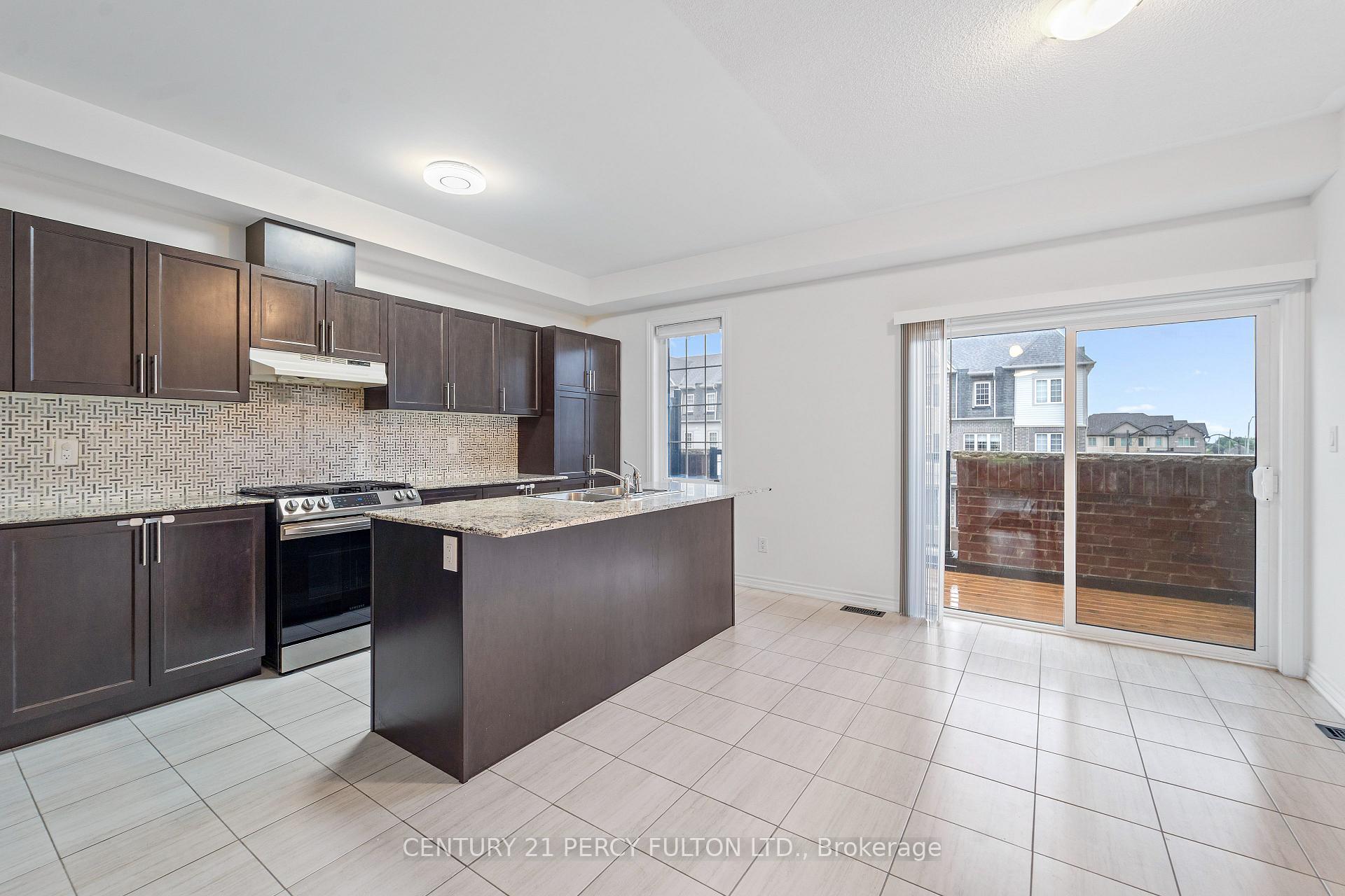 Photo 10 of 71 Honey Crisp Lane, Clarington, Bowmanville — HOMEH