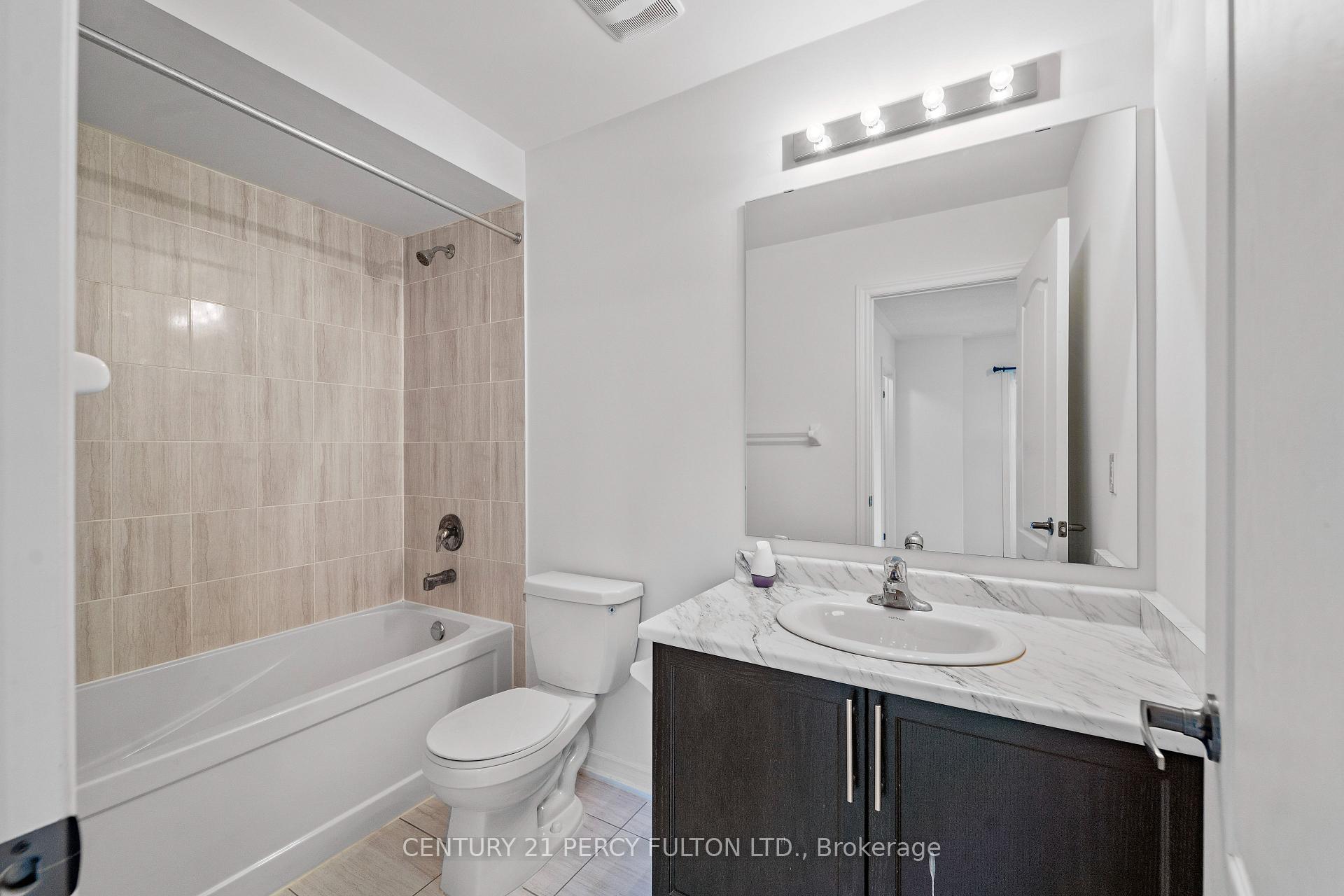 Photo 15 of 71 Honey Crisp Lane, Clarington, Bowmanville — HOMEH