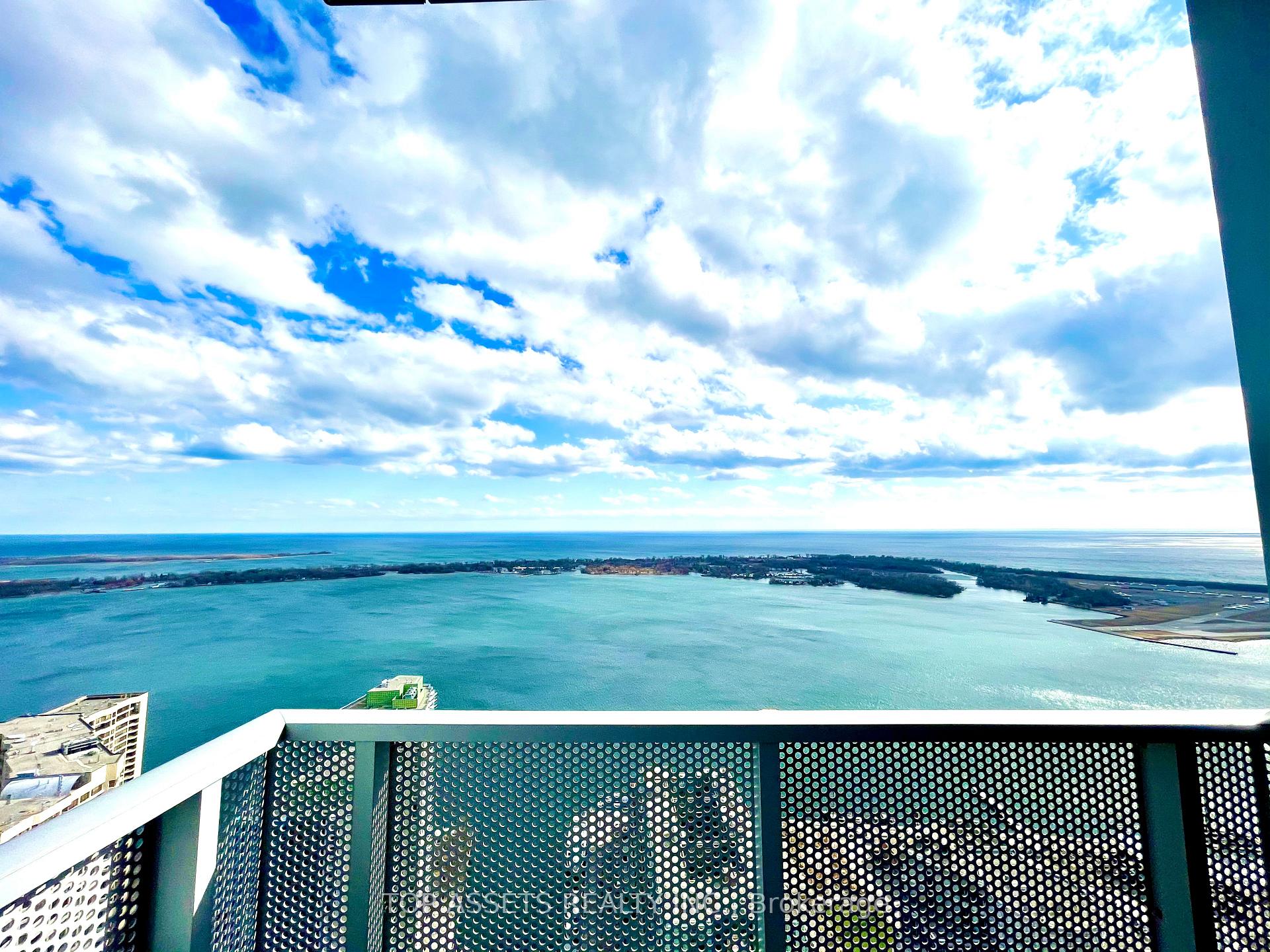 Photo 7 of Unit 6005, 10 York Street, Toronto, Waterfront Communities — HOMEH