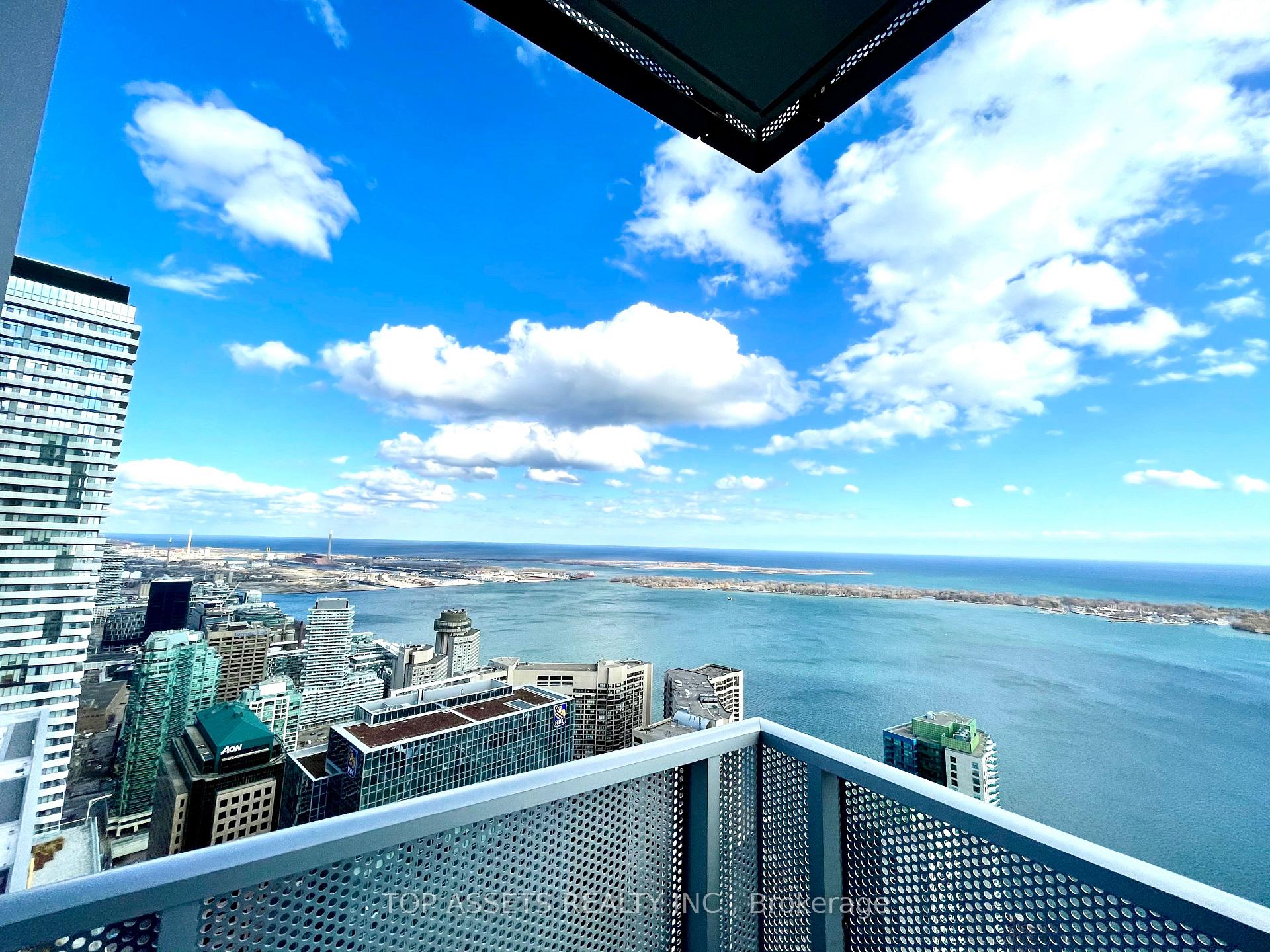 Photo 12 of Unit 6005, 10 York Street, Toronto, Waterfront Communities — HOMEH