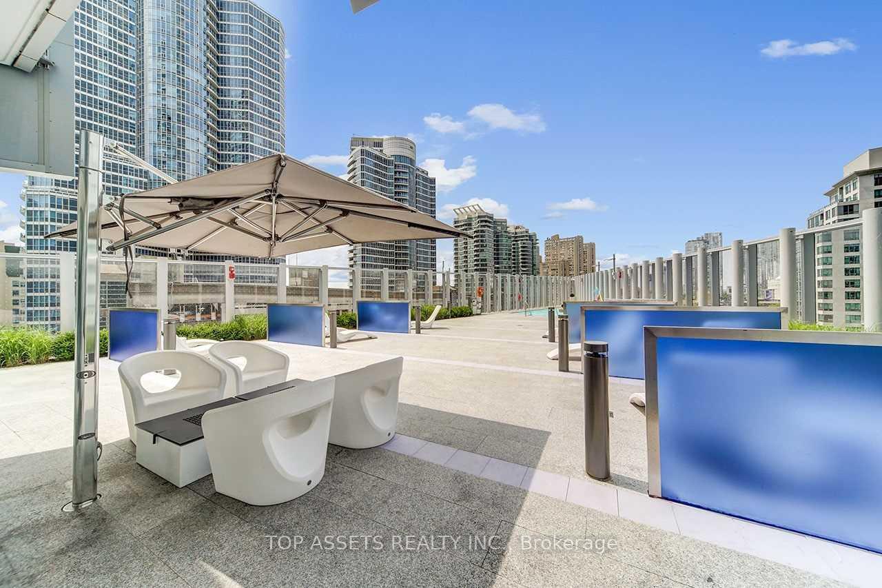 Photo 15 of Unit 6005, 10 York Street, Toronto, Waterfront Communities — HOMEH