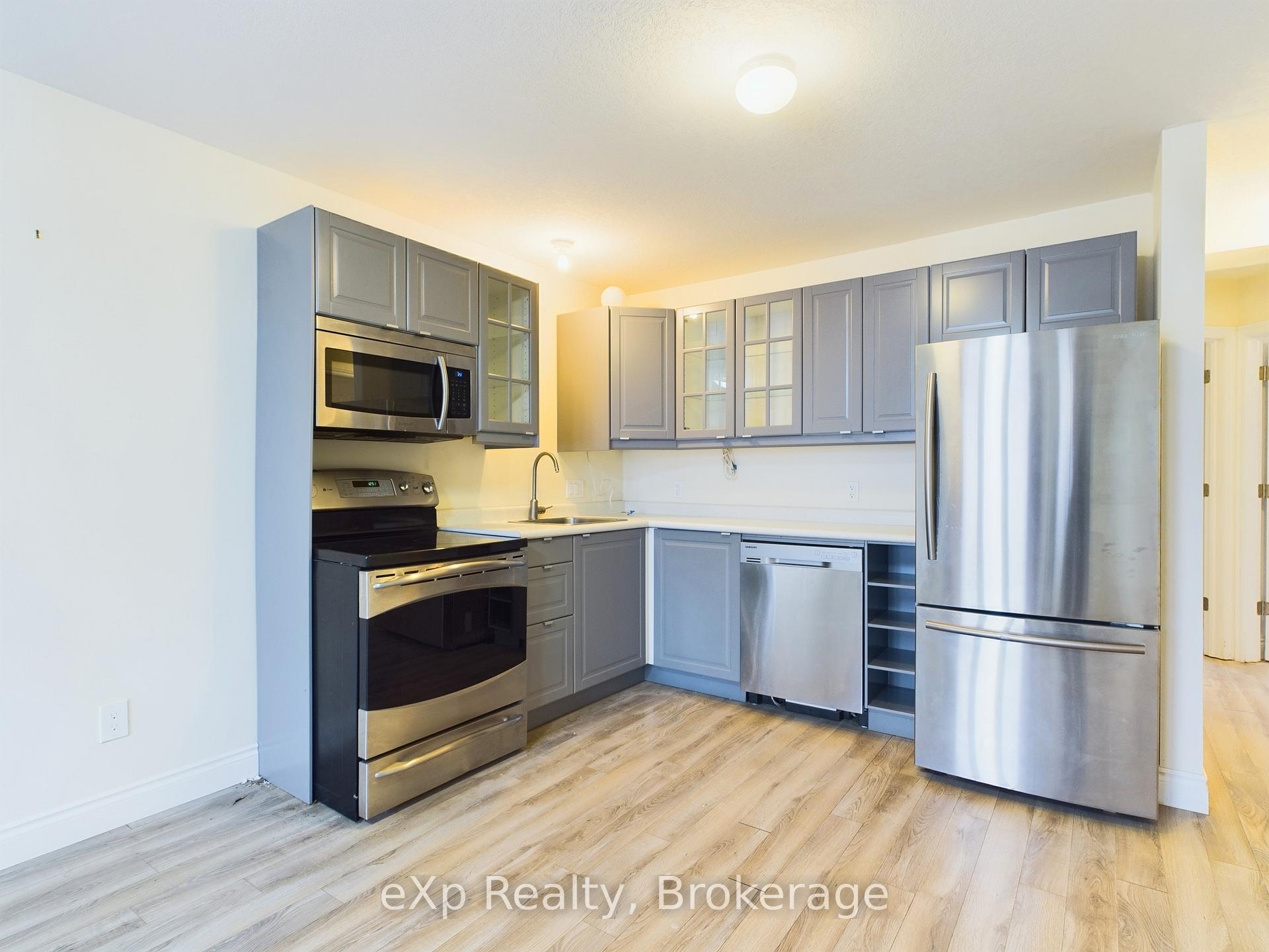 Photo 8 of Unit 4, 55 Regent Street, Arran-Elderslie — HOMEH