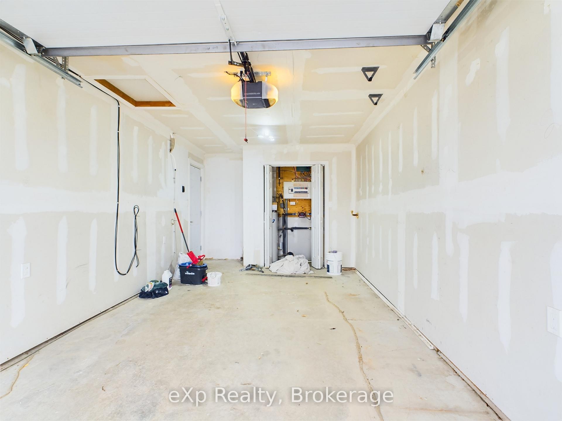 Photo 19 of Unit 4, 55 Regent Street, Arran-Elderslie — HOMEH