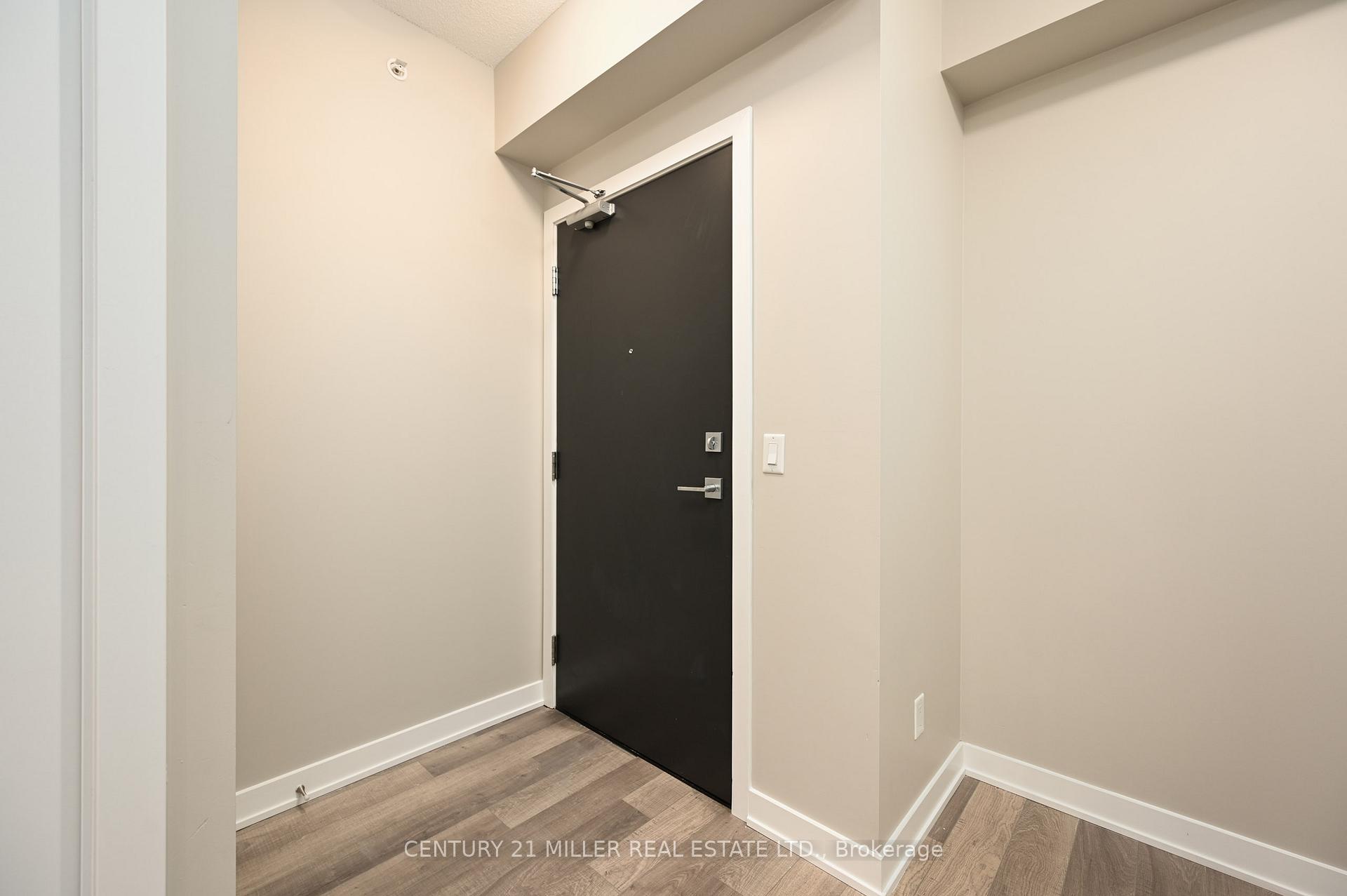 Photo 2 of Unit B309, 5240 Dundas Street, Burlington, Orchard — HOMEH