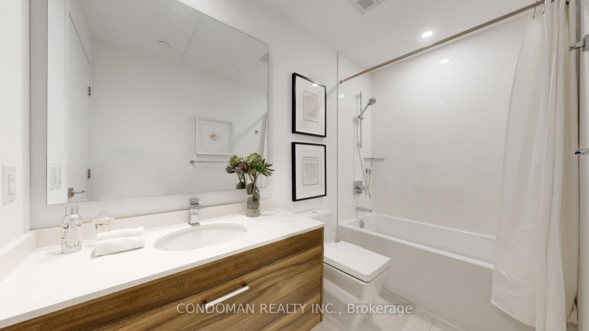 Photo 5 of Unit 3110, 488 University Avenue, Toronto, University — HOMEH