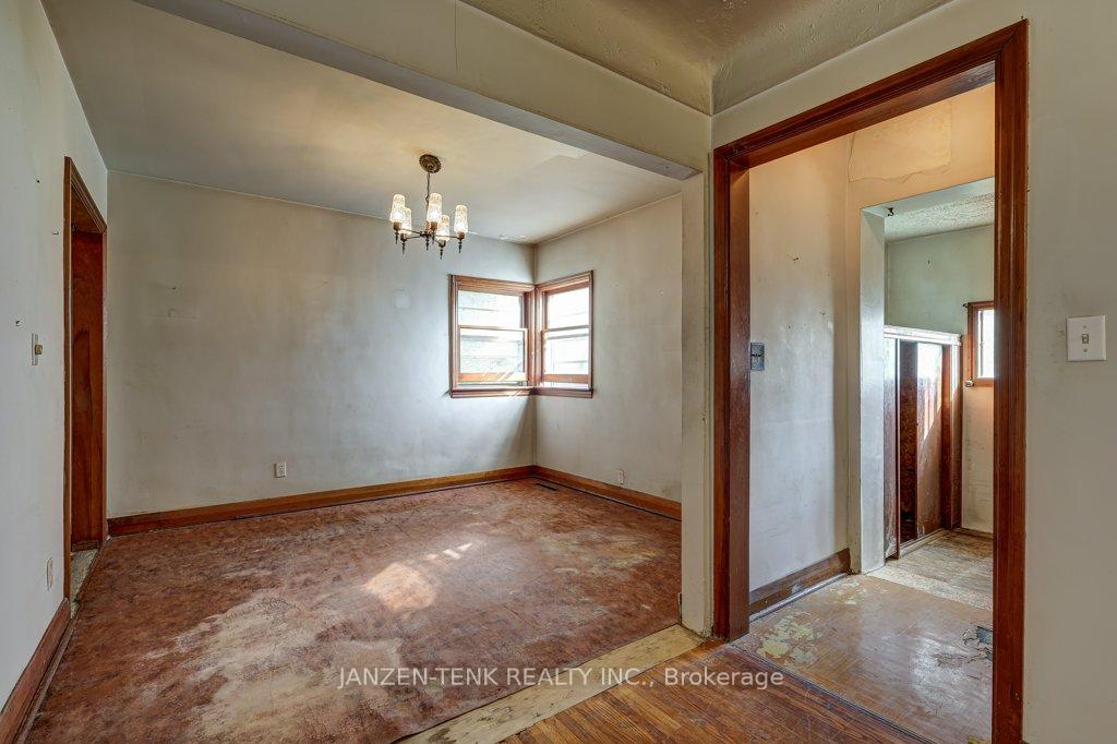 Photo 5 of 219 Centennial Avenue, Central Elgin, Rural Central Elgin — HOMEH