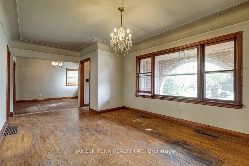 Photo 10 of 219 Centennial Avenue, Central Elgin, Rural Central Elgin — HOMEH