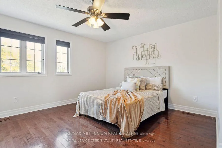 Photo 10 of 95 Woodhaven Drive, Brampton, Fletcher's Meadow — HOMEH
