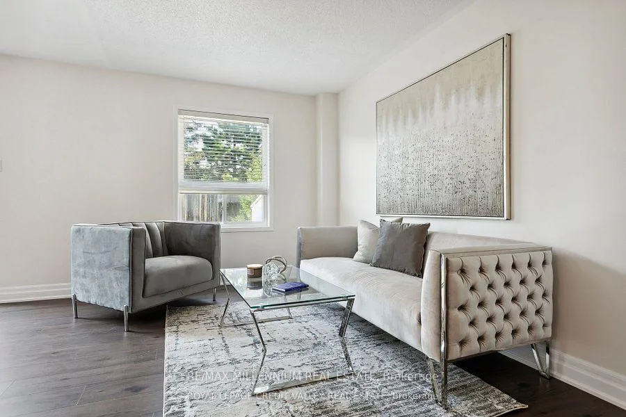 Photo 14 of 95 Woodhaven Drive, Brampton, Fletcher's Meadow — HOMEH