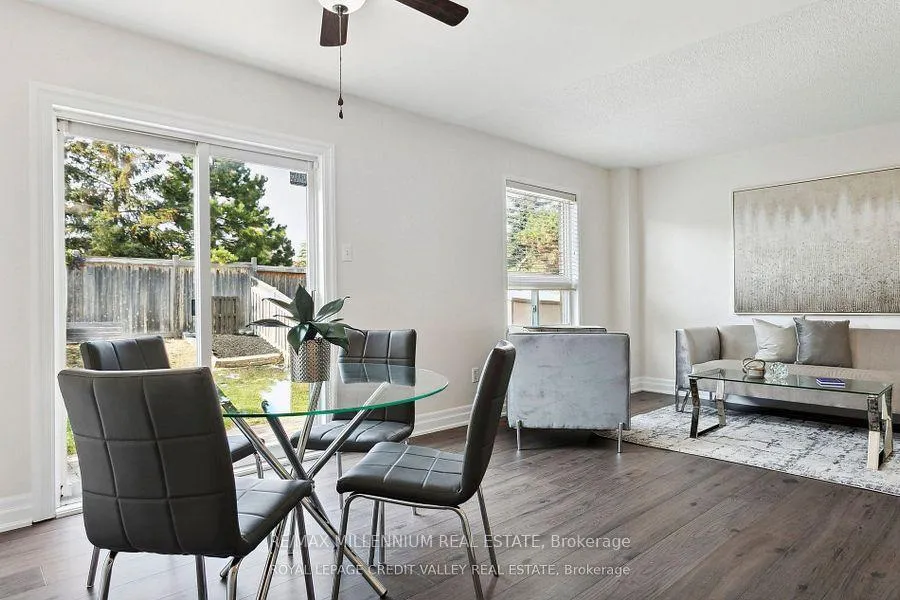 Photo 19 of 95 Woodhaven Drive, Brampton, Fletcher's Meadow — HOMEH