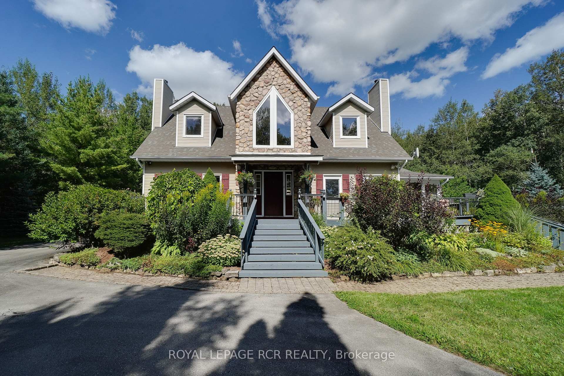 Photo 1 of 5823 Eighth Line, Erin, Rural Erin — HOMEH