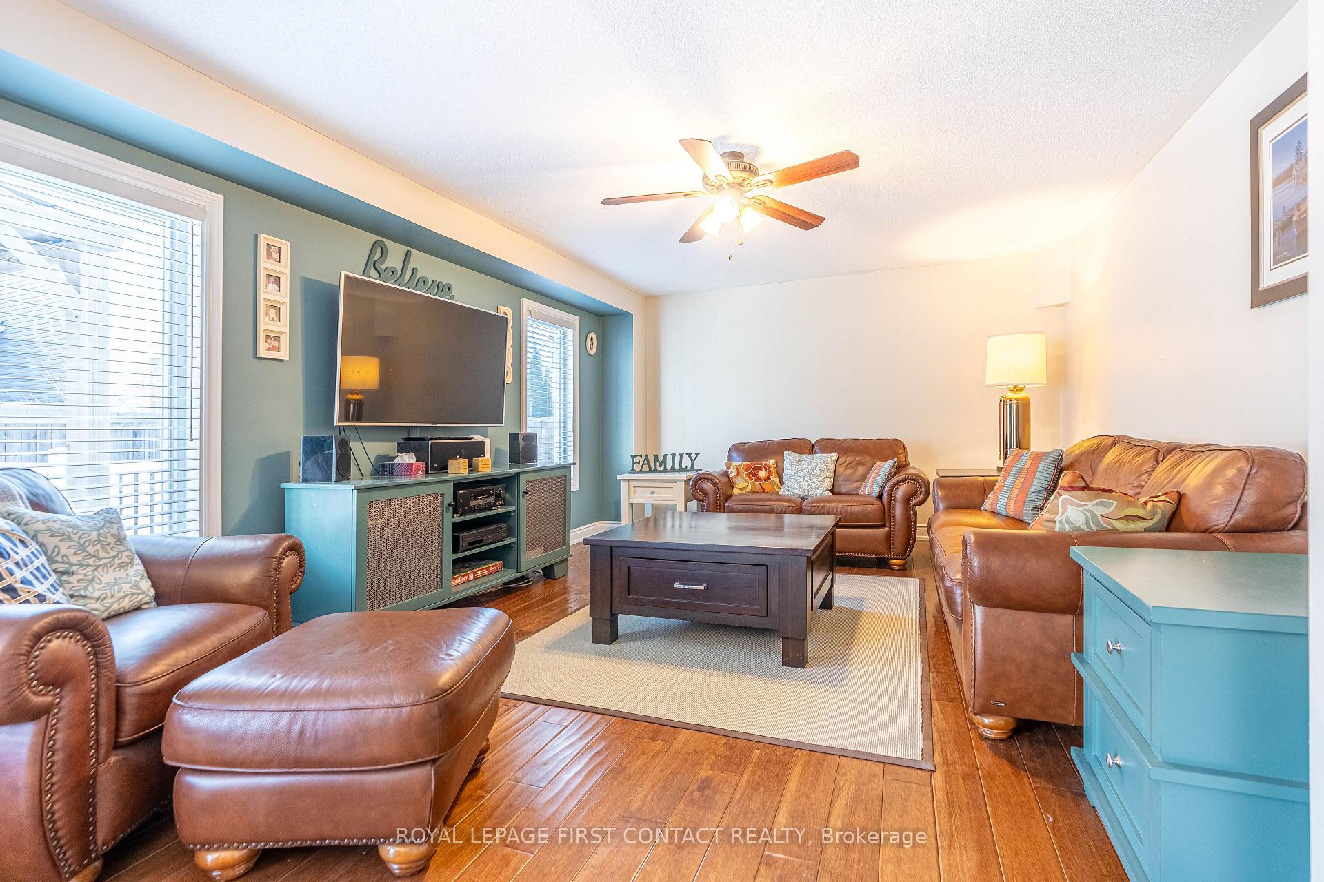 Photo 8 of 7 Counsellor Terrace, Barrie, Innis-Shore — HOMEH