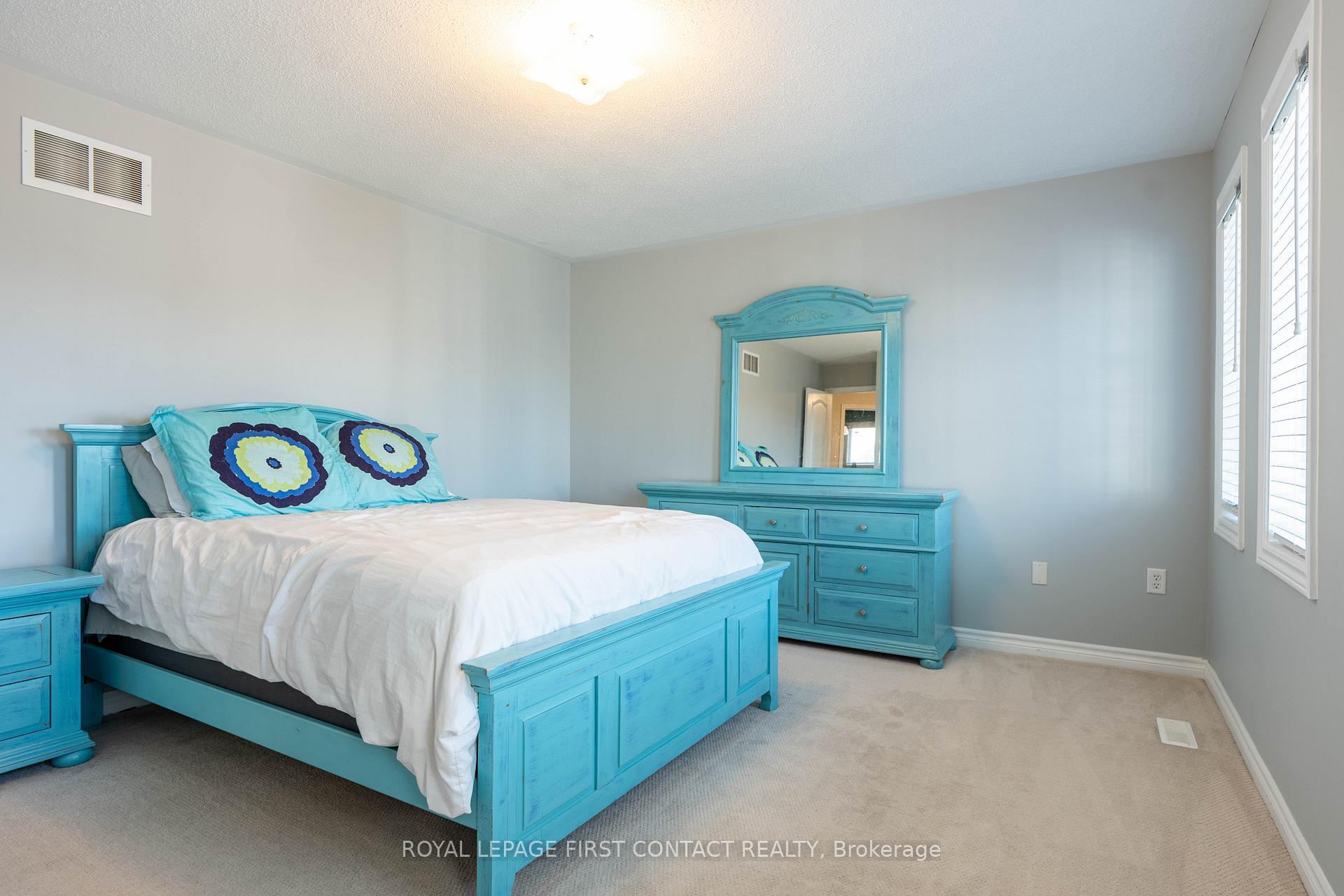 Photo 11 of 7 Counsellor Terrace, Barrie, Innis-Shore — HOMEH