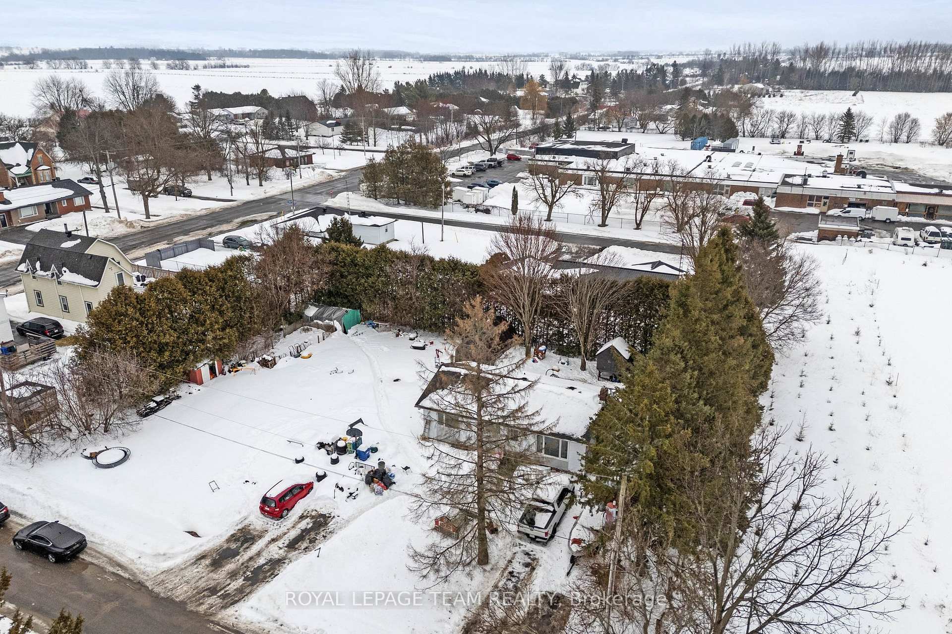 Photo 3 of 103 Leland Street, Ottawa, Fitzroy Ward (South West) — HOMEH