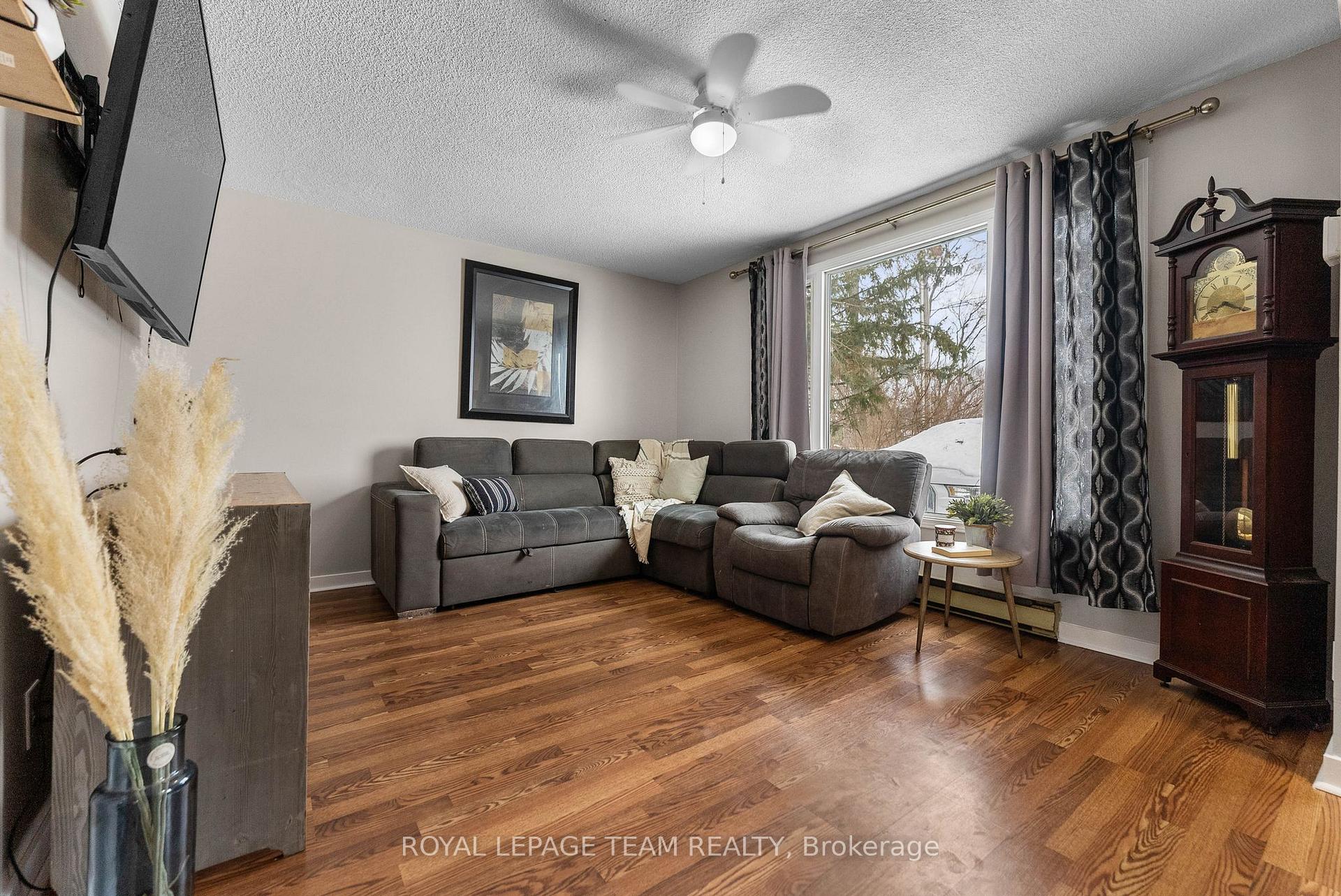 Photo 7 of 103 Leland Street, Ottawa, Fitzroy Ward (South West) — HOMEH