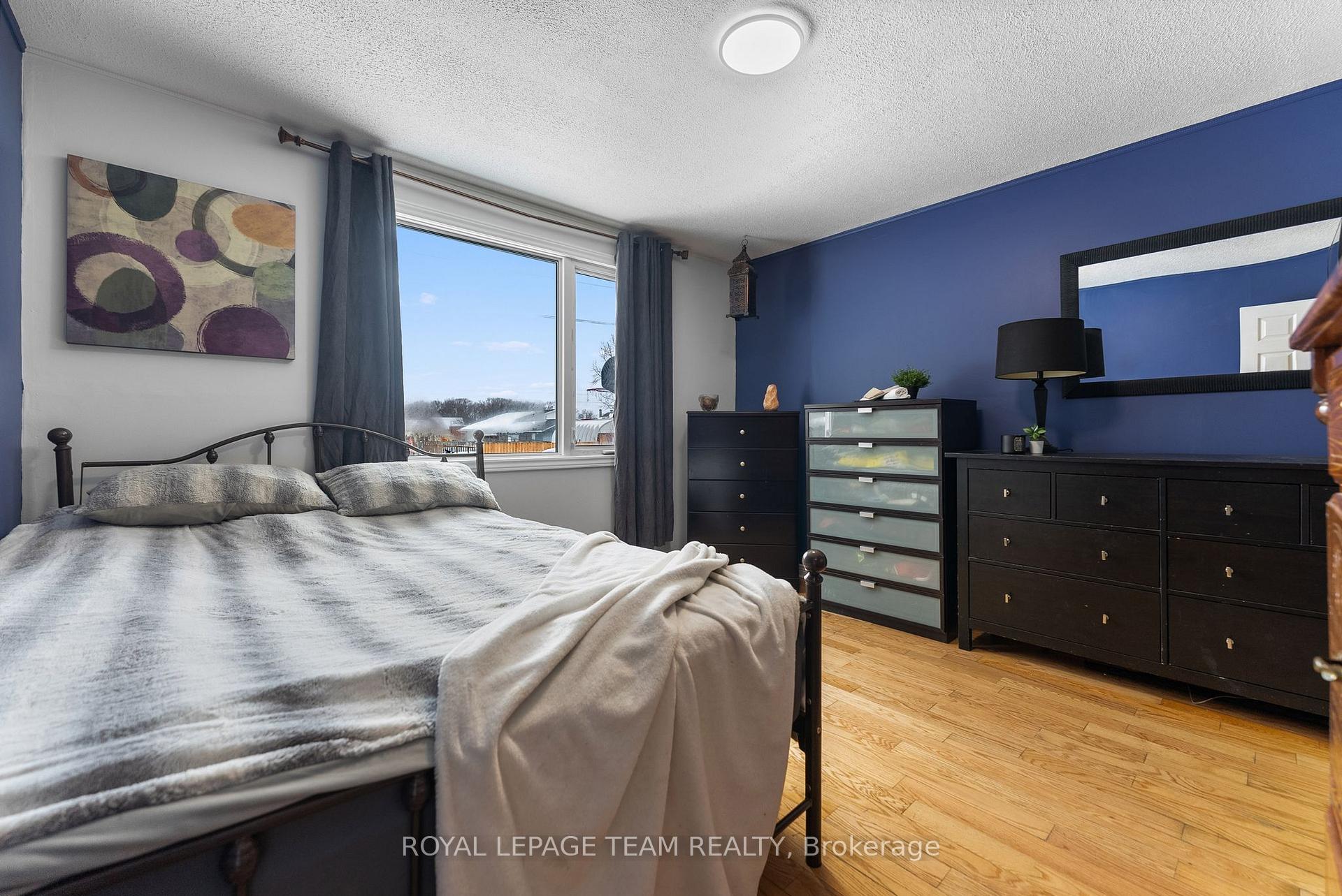 Photo 8 of 103 Leland Street, Ottawa, Fitzroy Ward (South West) — HOMEH