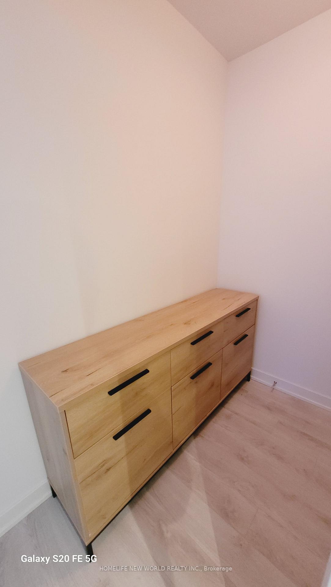 Photo 5 of Unit 615, 120 Varna Drive, Toronto, Englemount-Lawrence — HOMEH