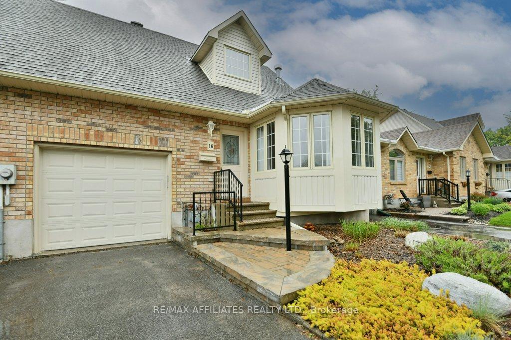 Photo 3 of 16 North Ridge Manor, Carleton Place — HOMEH