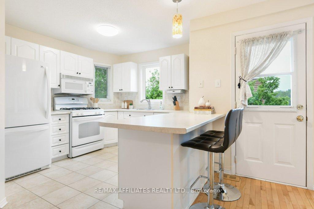 Photo 11 of 16 North Ridge Manor, Carleton Place — HOMEH