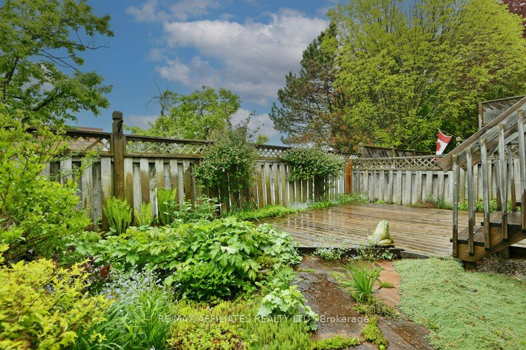 Photo 35 of 16 North Ridge Manor, Carleton Place — HOMEH