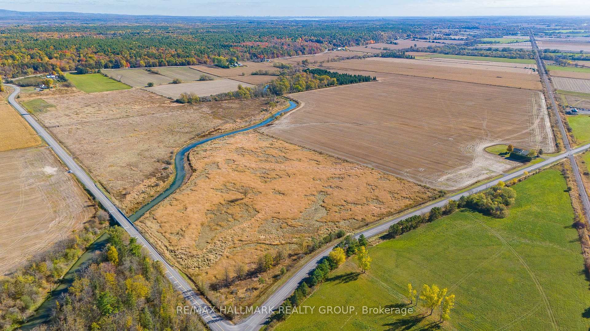 Photo 2 of 2722 Diamondview Road, Ottawa, Huntley Ward (North East) — HOMEH
