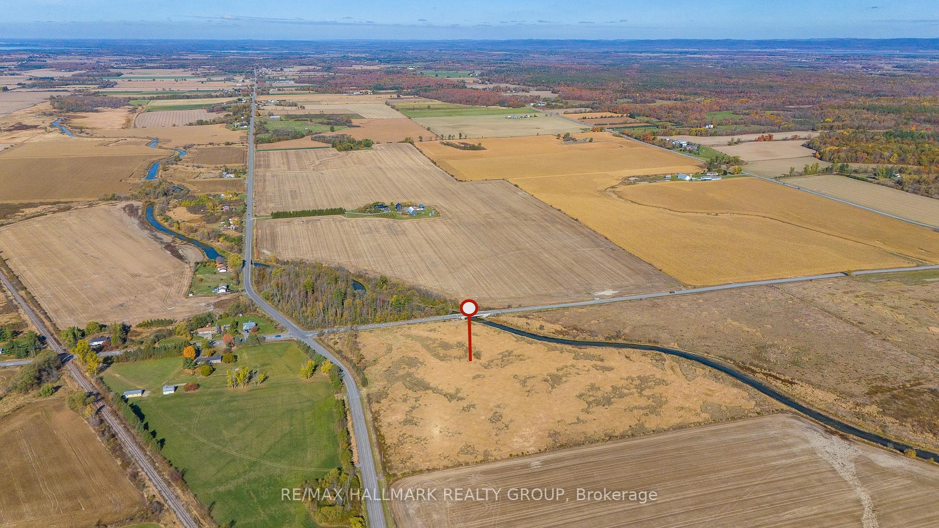 Photo 8 of 2722 Diamondview Road, Ottawa, Huntley Ward (North East) — HOMEH