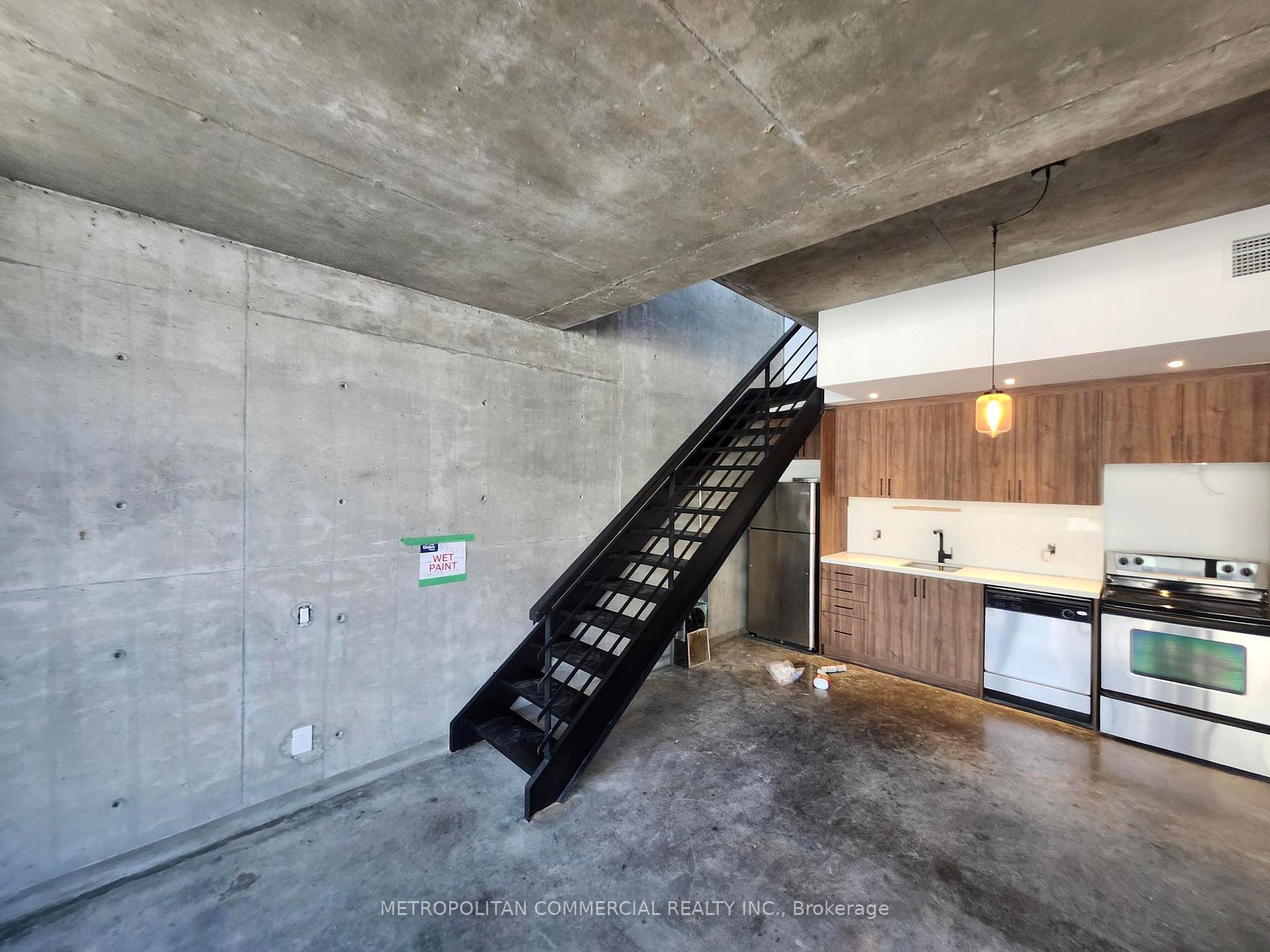 Photo 4 of Unit 703, 29 Camden Street, Toronto, Waterfront Communities — HOMEH