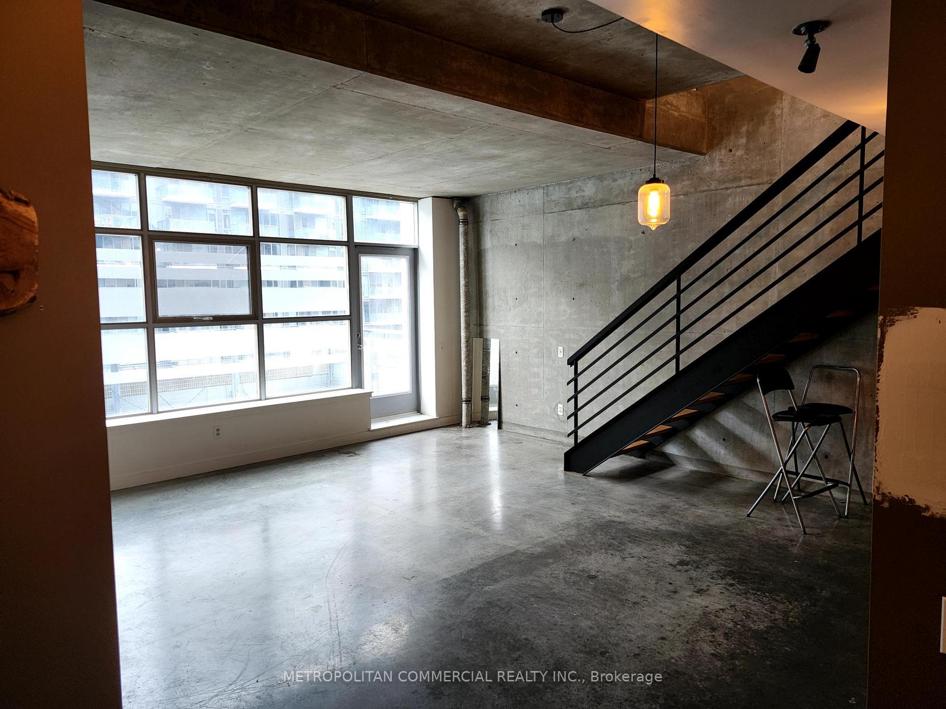 Photo 9 of Unit 703, 29 Camden Street, Toronto, Waterfront Communities — HOMEH