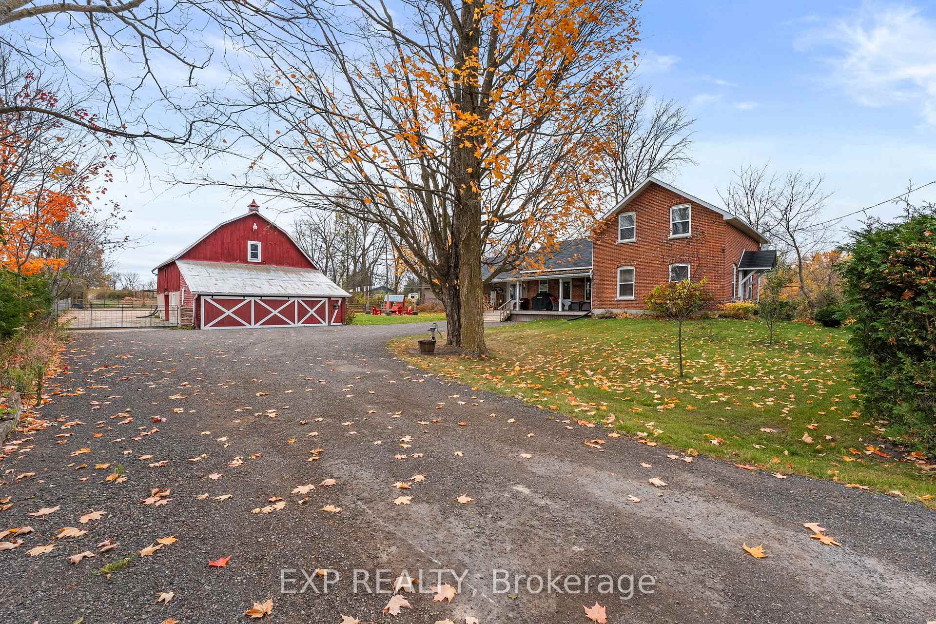 Photo 1 of 1742 Cameron Street W, Brock, Cannington — HOMEH