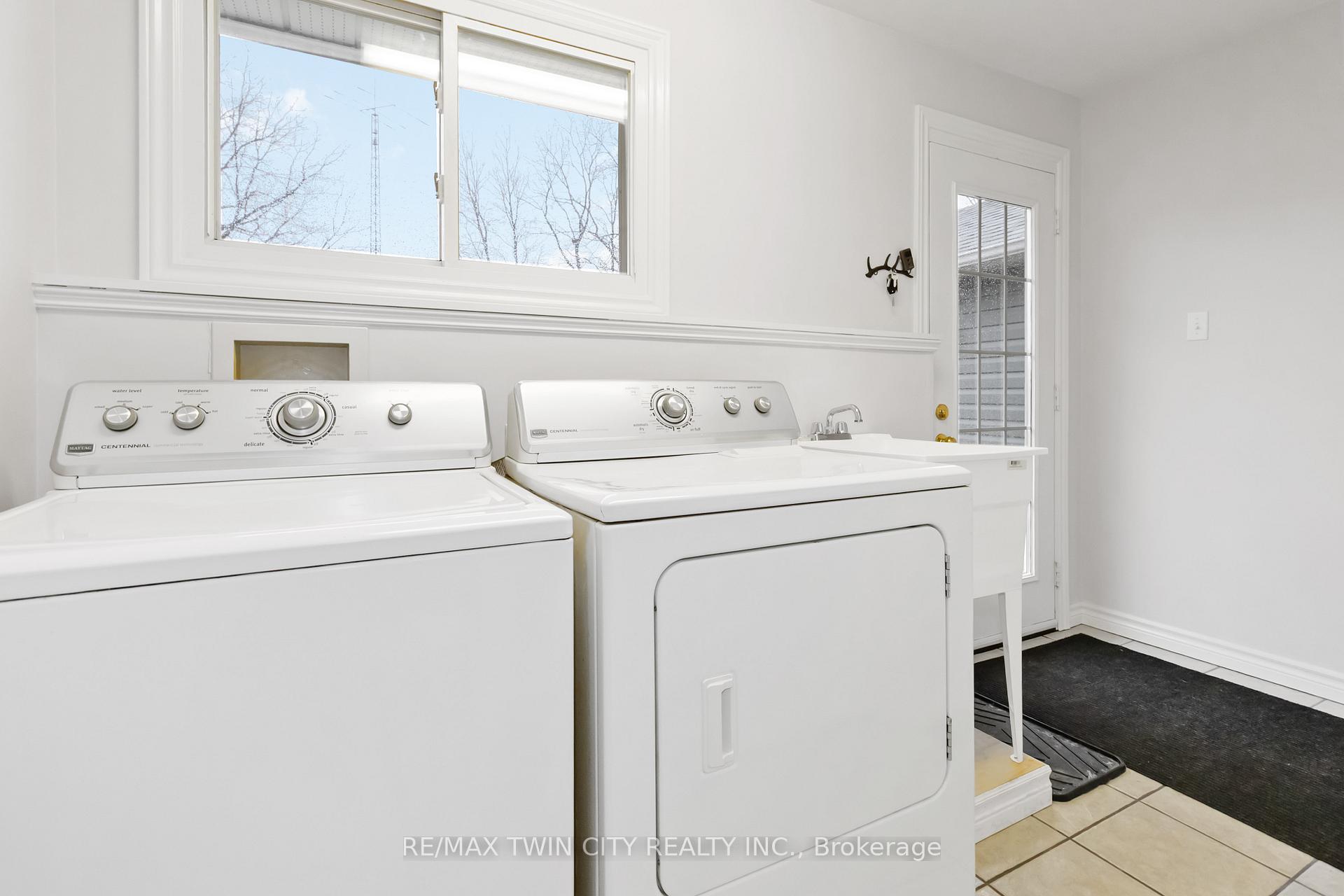 Photo 18 of 631 Mount Pleasant Road, Brant, Brantford Twp — HOMEH