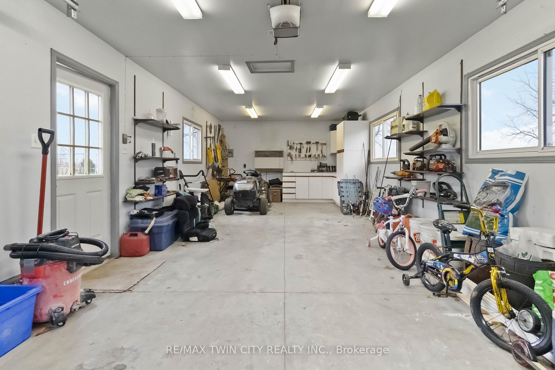 Photo 30 of 631 Mount Pleasant Road, Brant, Brantford Twp — HOMEH