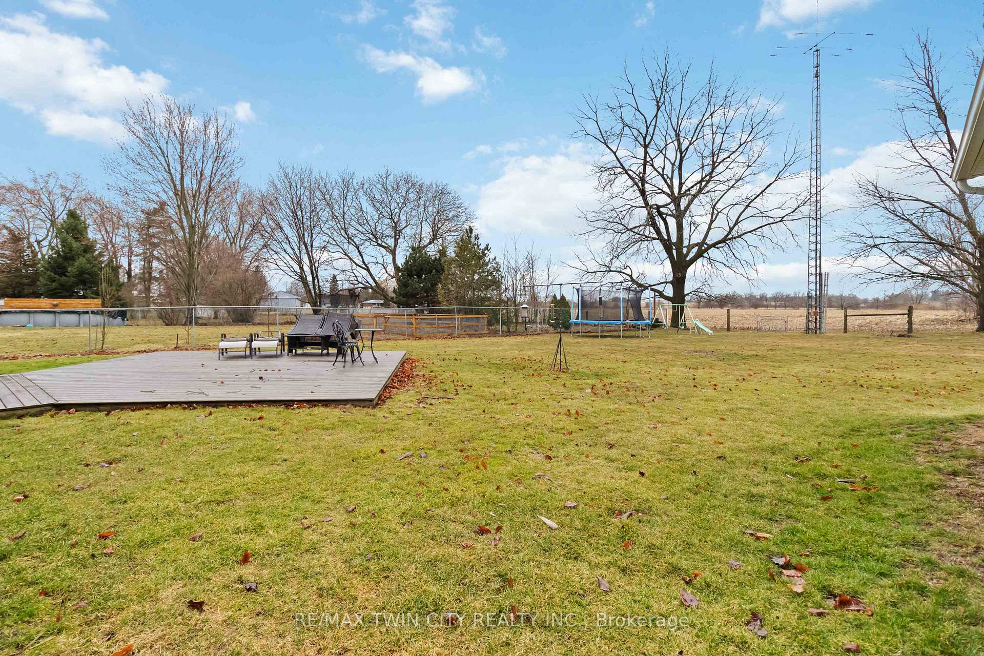 Photo 31 of 631 Mount Pleasant Road, Brant, Brantford Twp — HOMEH