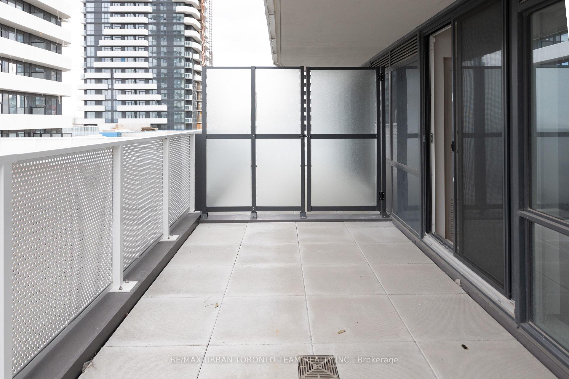 Photo 8 of Unit 712, 195 Commerce Street, Vaughan, Vaughan Corporate Centre — HOMEH