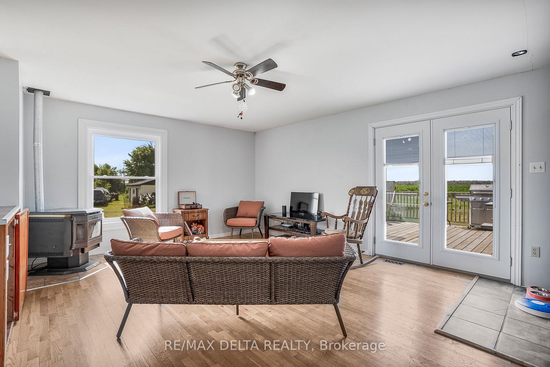 Photo 5 of 1554 Nixon Road, Champlain, Champlain Twp — HOMEH