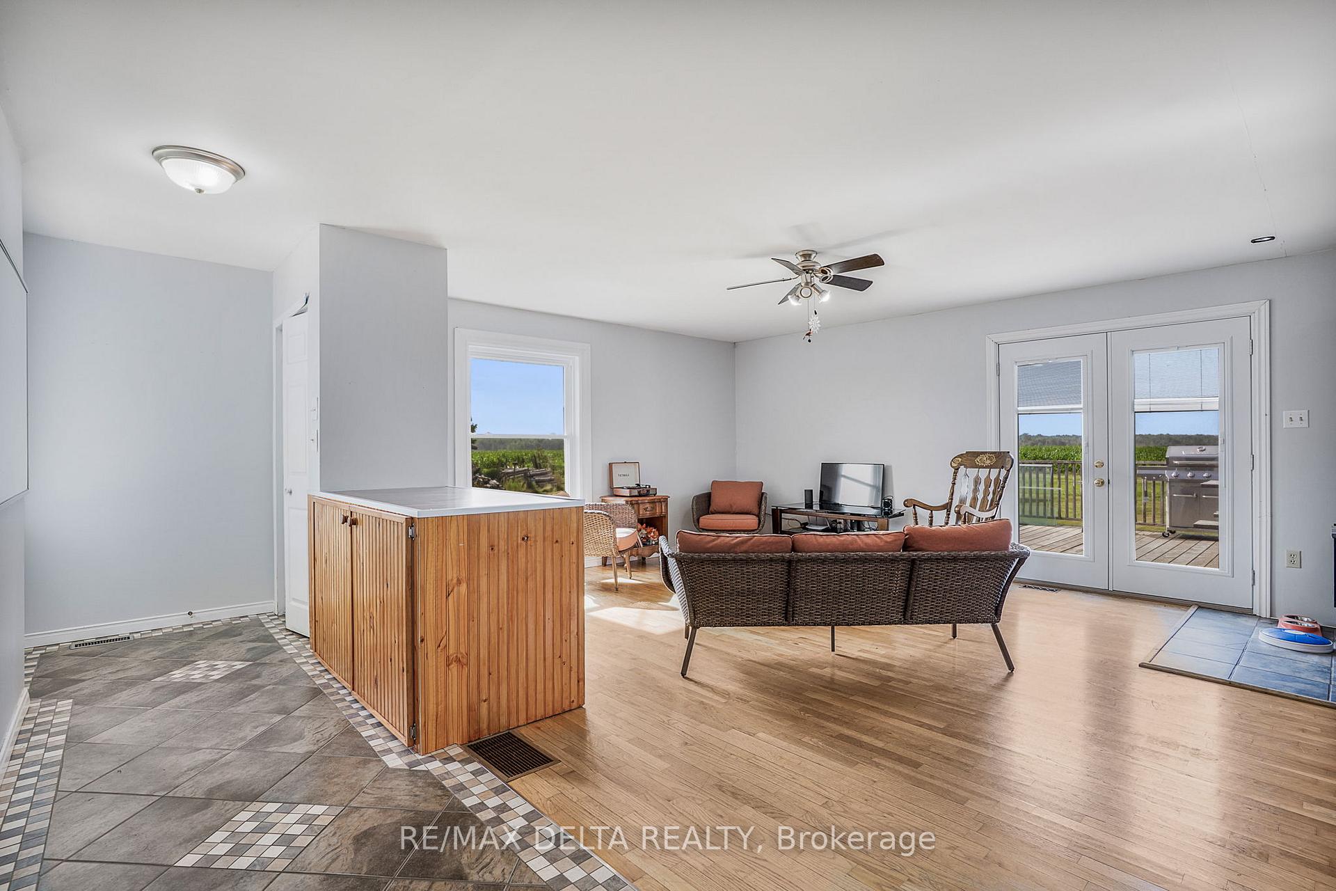 Photo 6 of 1554 Nixon Road, Champlain, Champlain Twp — HOMEH