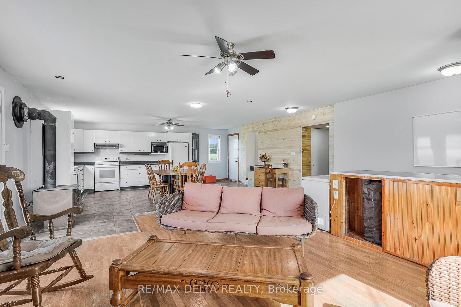 Photo 16 of 1554 Nixon Road, Champlain, Champlain Twp — HOMEH