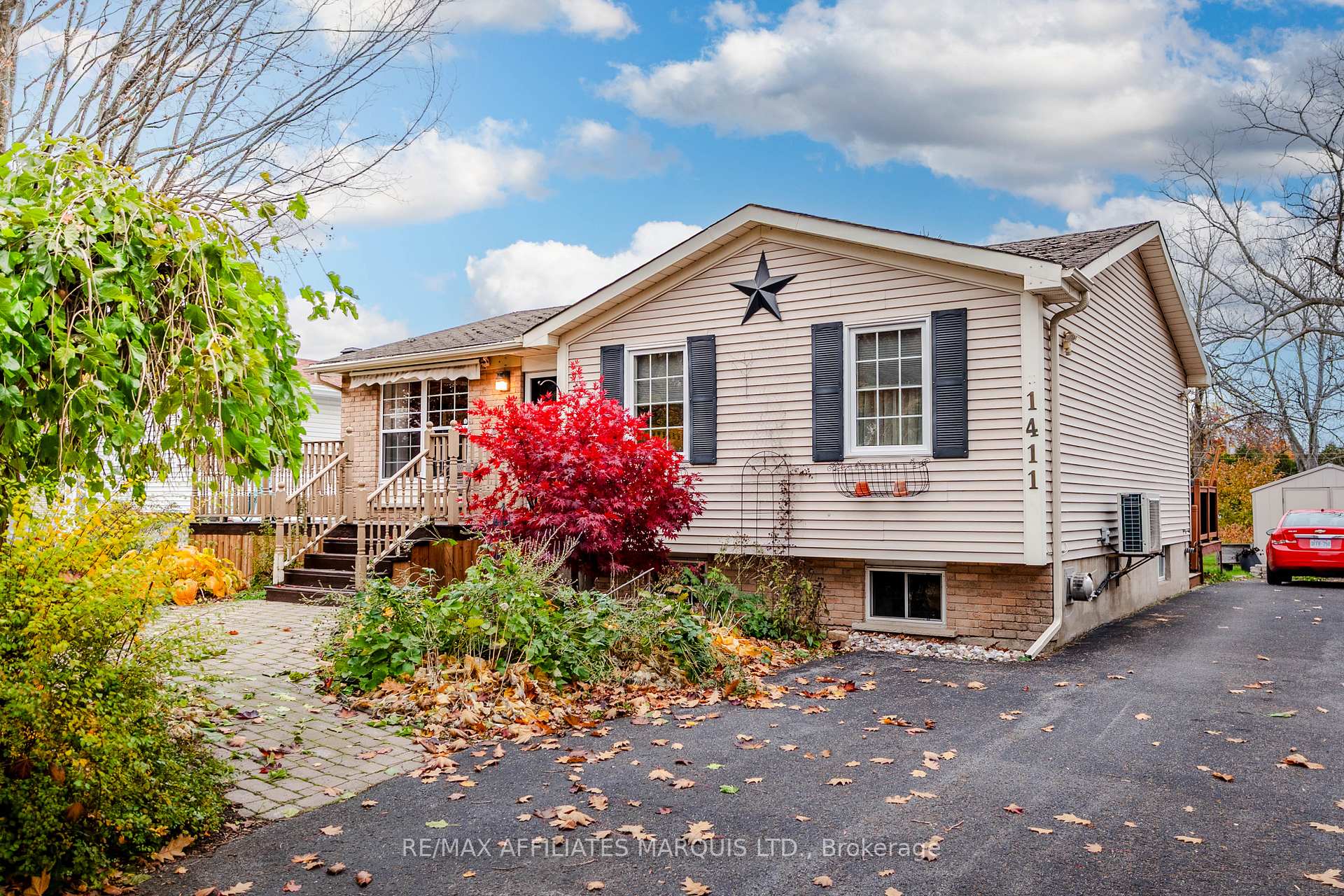 Photo 1 of 1411 Second Street W, Cornwall — HOMEH
