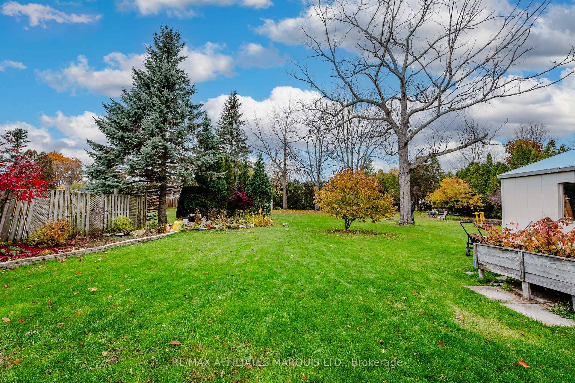 Photo 46 of 1411 Second Street W, Cornwall — HOMEH