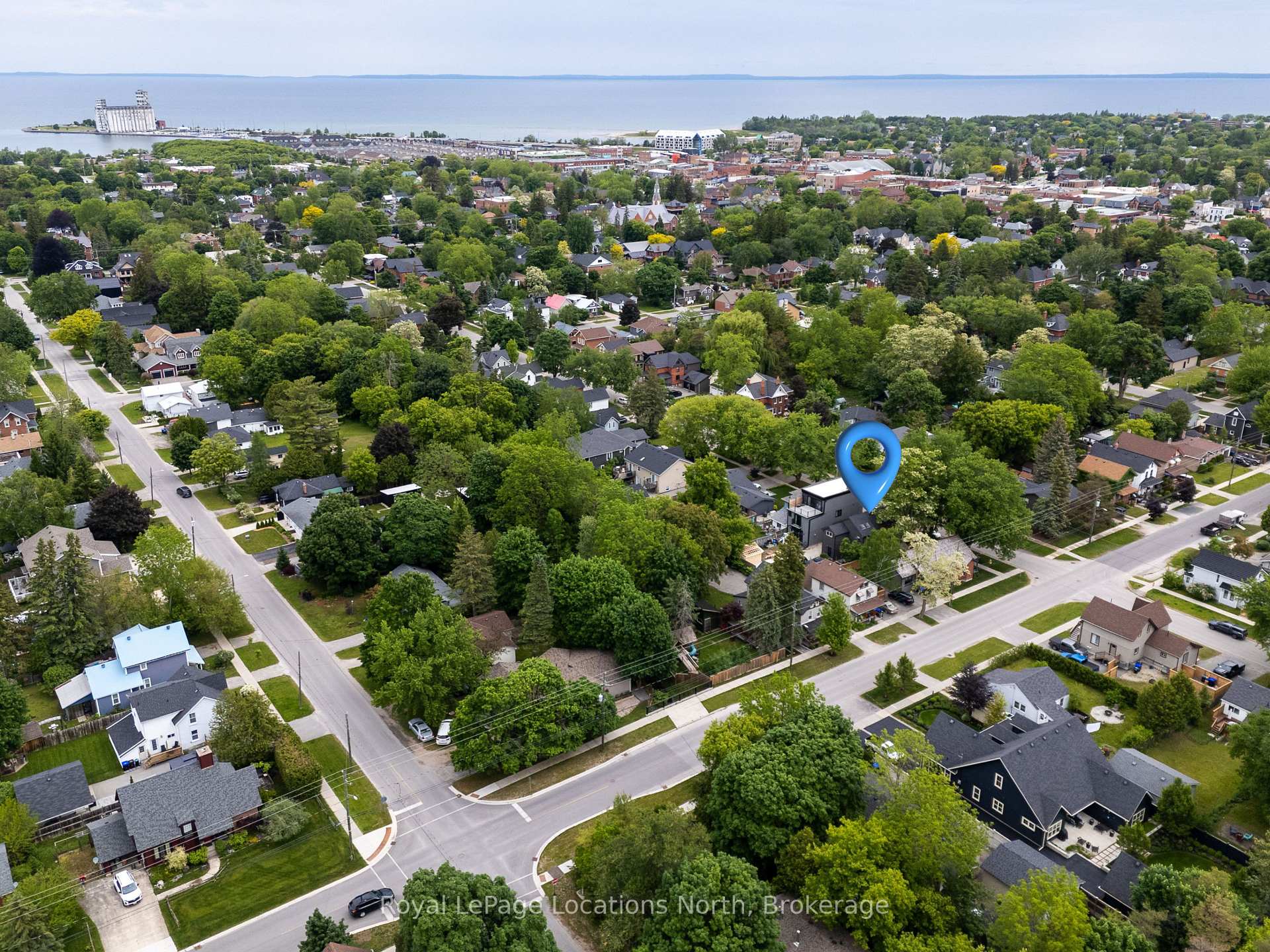 Photo 5 of 344 Birch Street, Collingwood — HOMEH