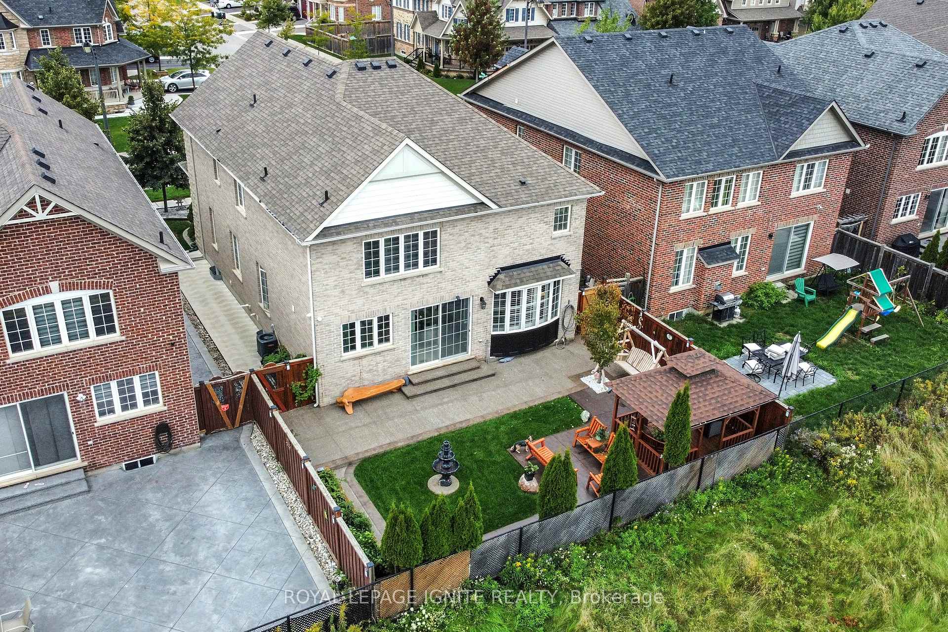 Photo 2 of Unit Bsmt, 7 Twistleton Street, Caledon, Rural Caledon — HOMEH
