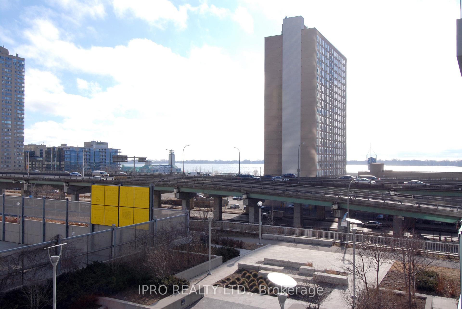 Photo 9 of Unit 310, 5 Mariner Terrace, Toronto, Waterfront Communities — HOMEH