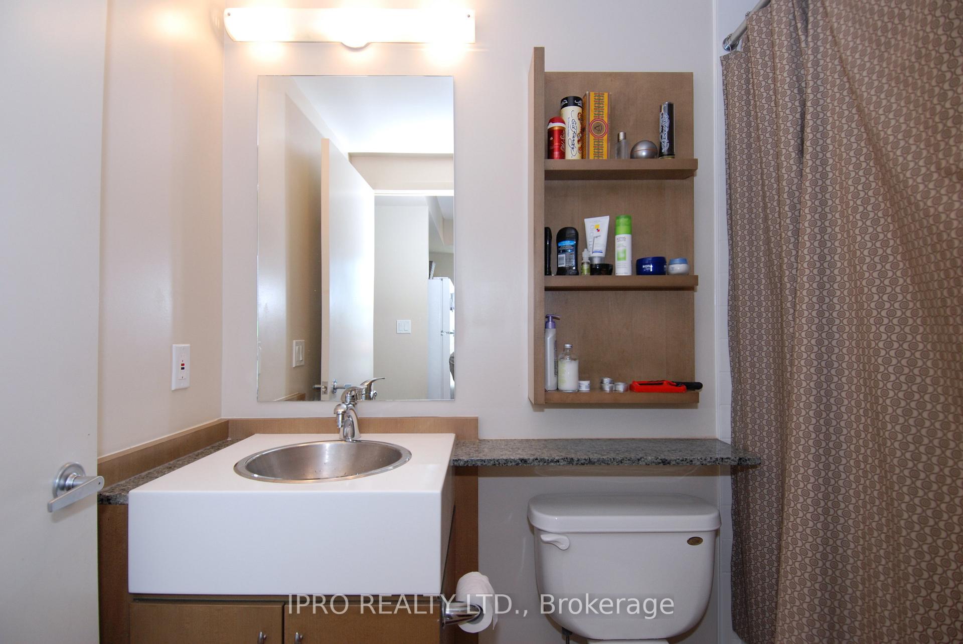 Photo 15 of Unit 310, 5 Mariner Terrace, Toronto, Waterfront Communities — HOMEH
