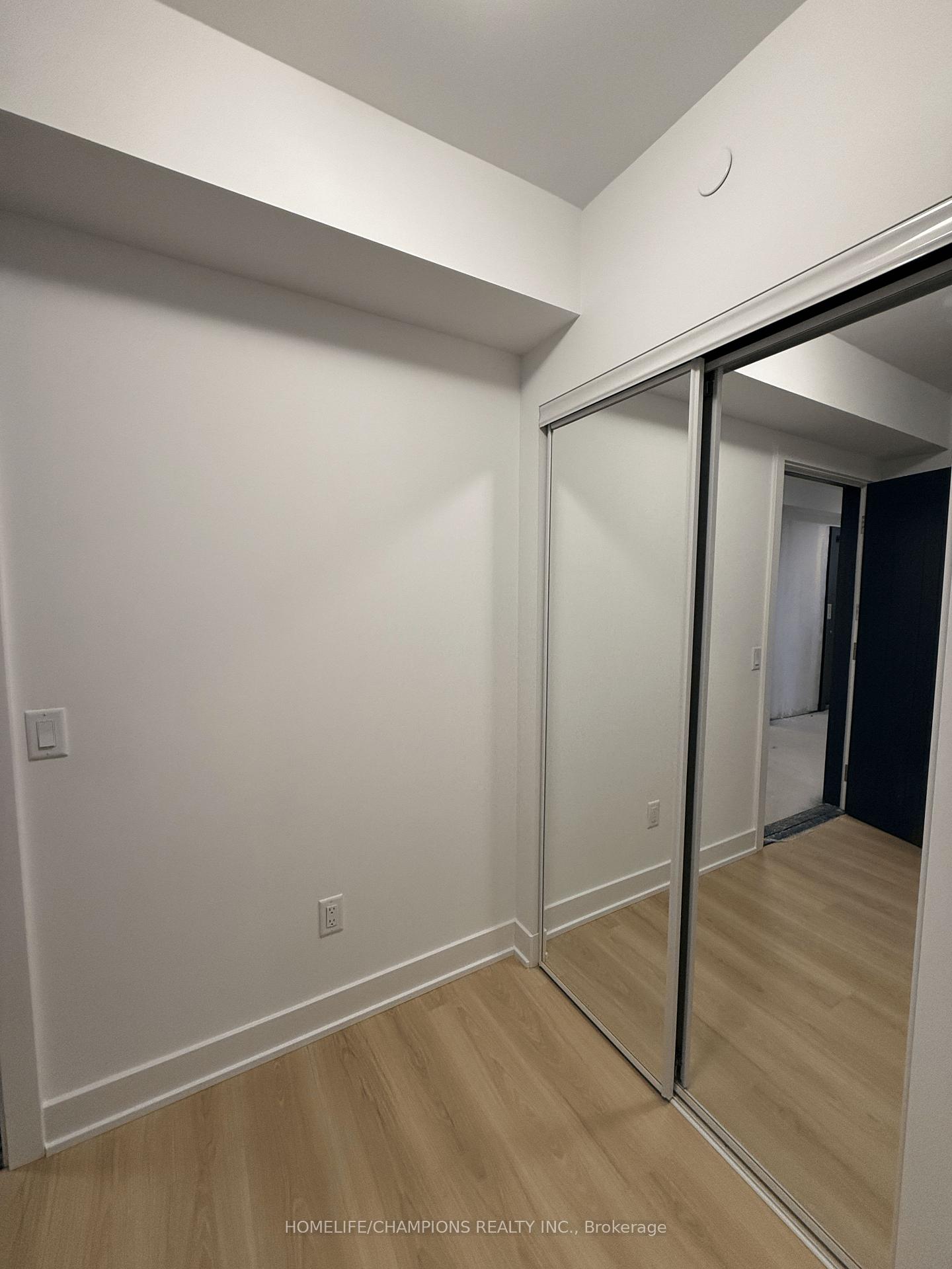 Photo 11 of Unit 1217, 2545 Simcoe Street N, Oshawa, Windfields — HOMEH