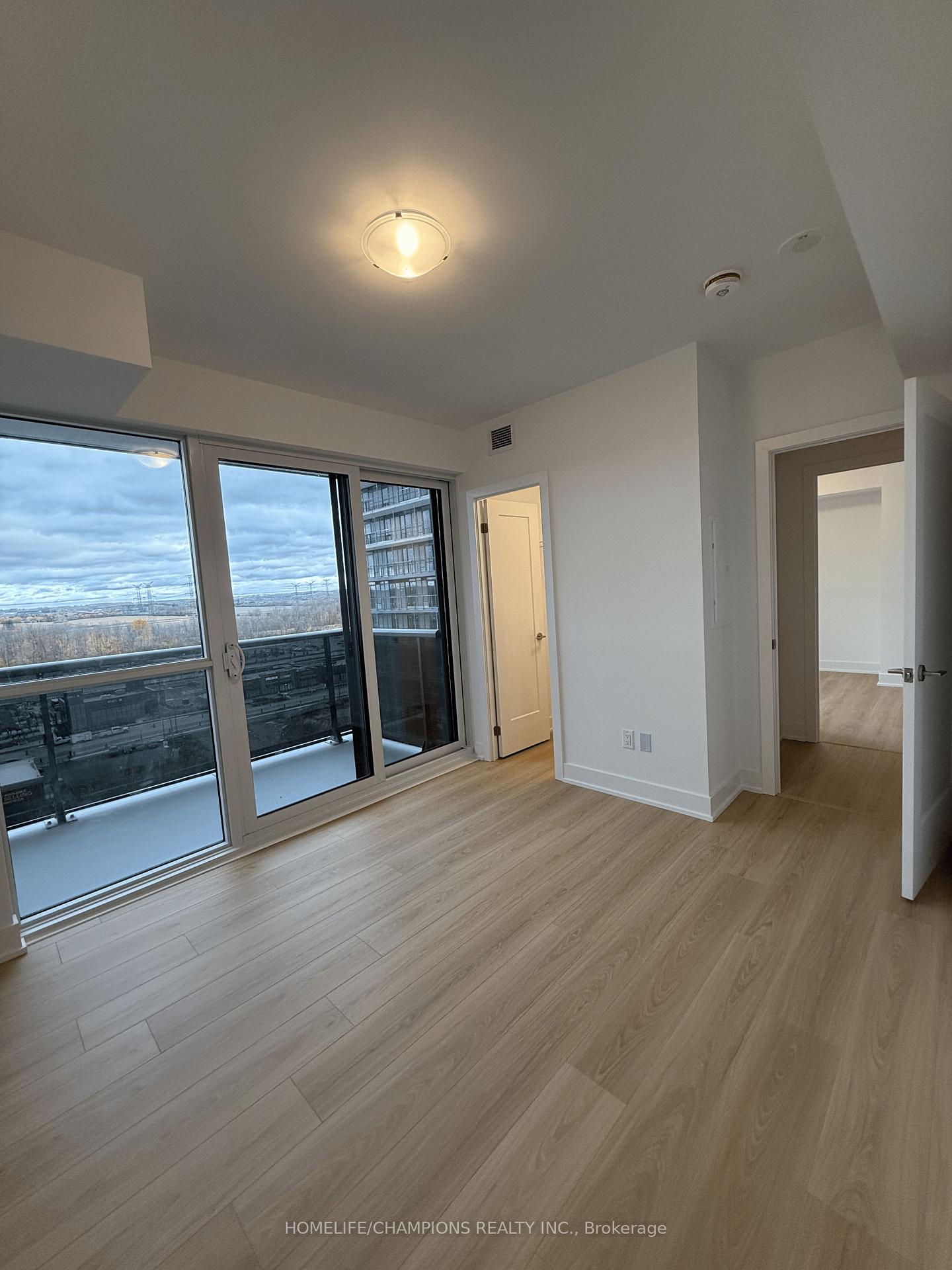 Photo 19 of Unit 1217, 2545 Simcoe Street N, Oshawa, Windfields — HOMEH