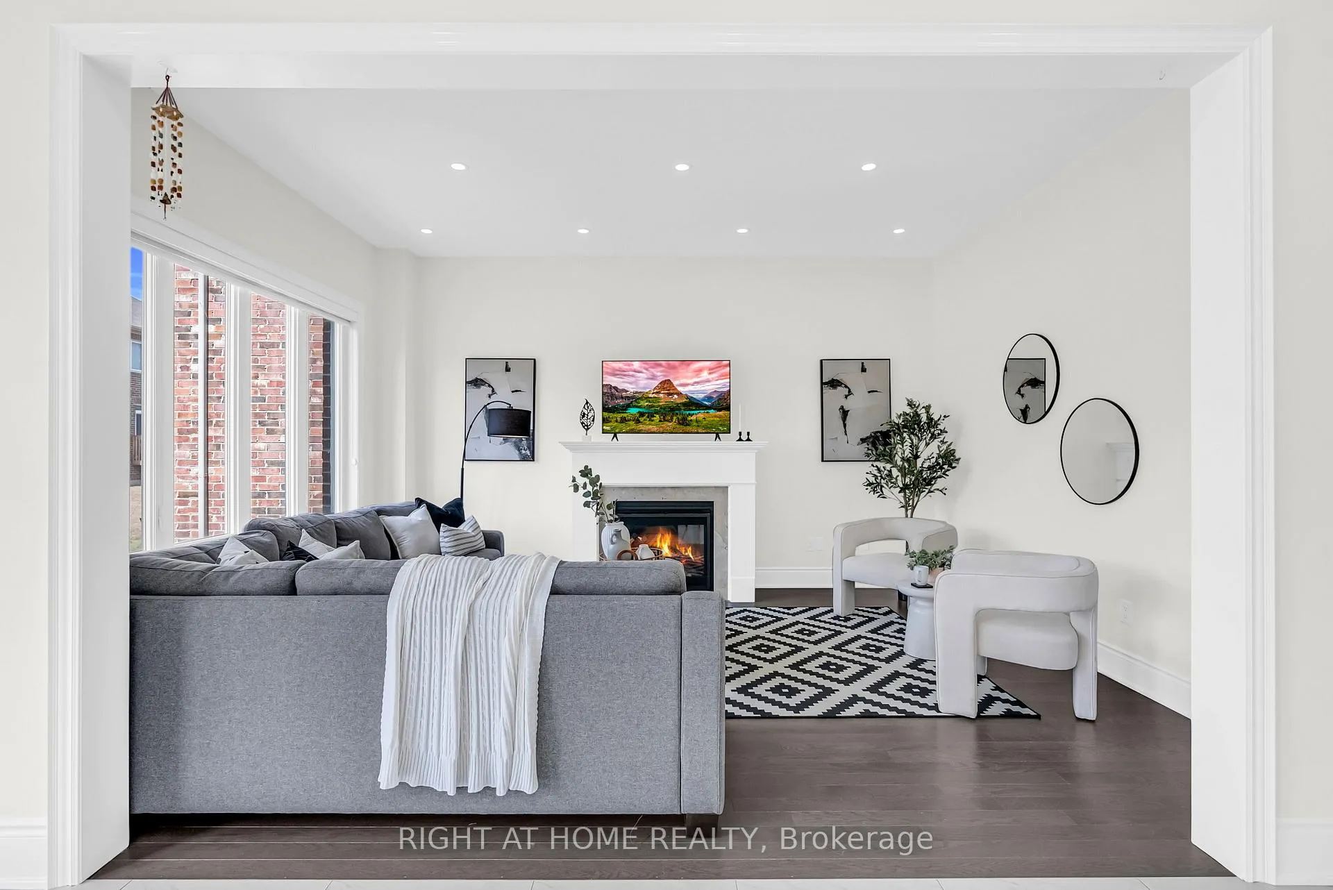 Photo 9 of 62 Dotchson Avenue, Caledon, Rural Caledon — HOMEH