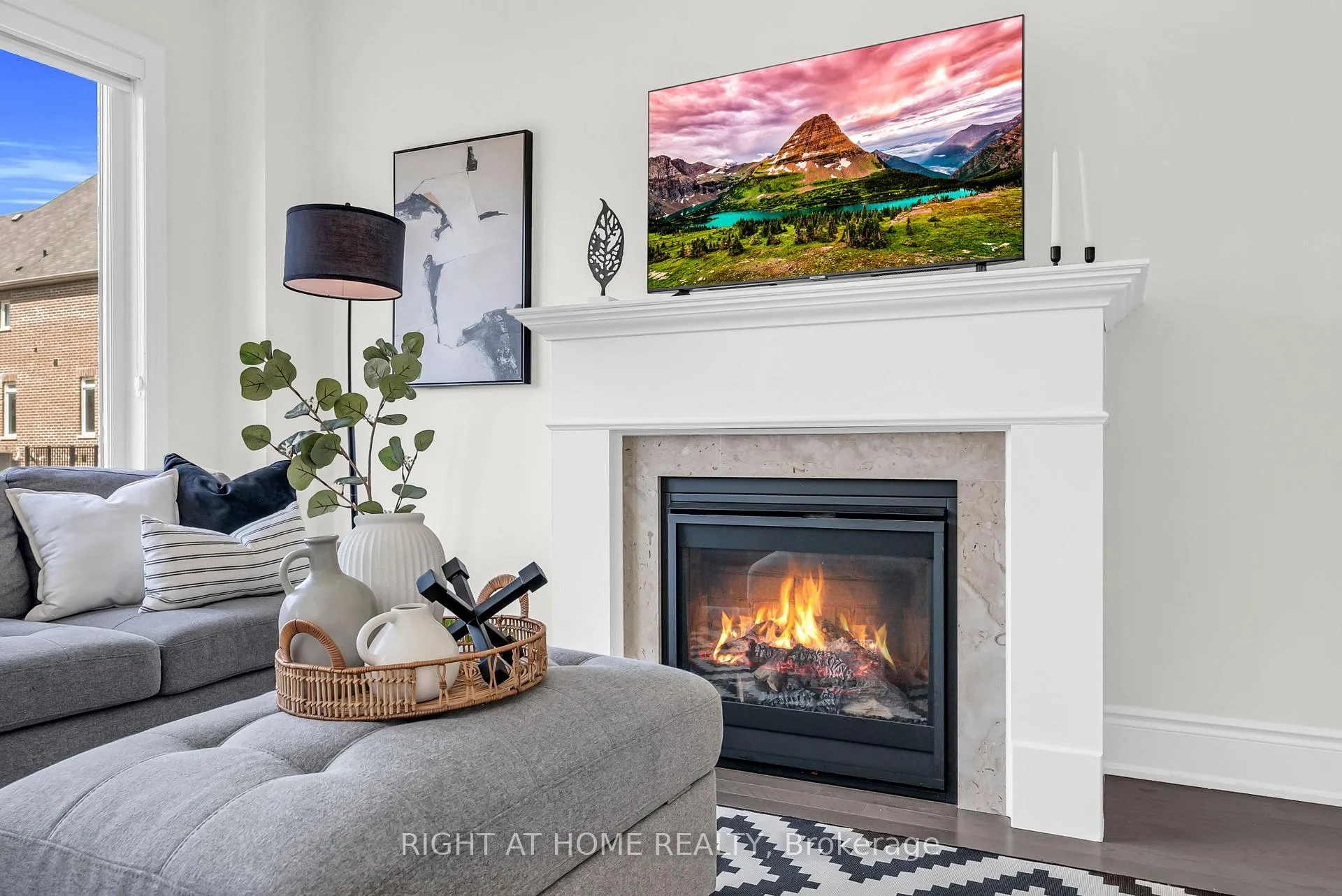 Photo 11 of 62 Dotchson Avenue, Caledon, Rural Caledon — HOMEH