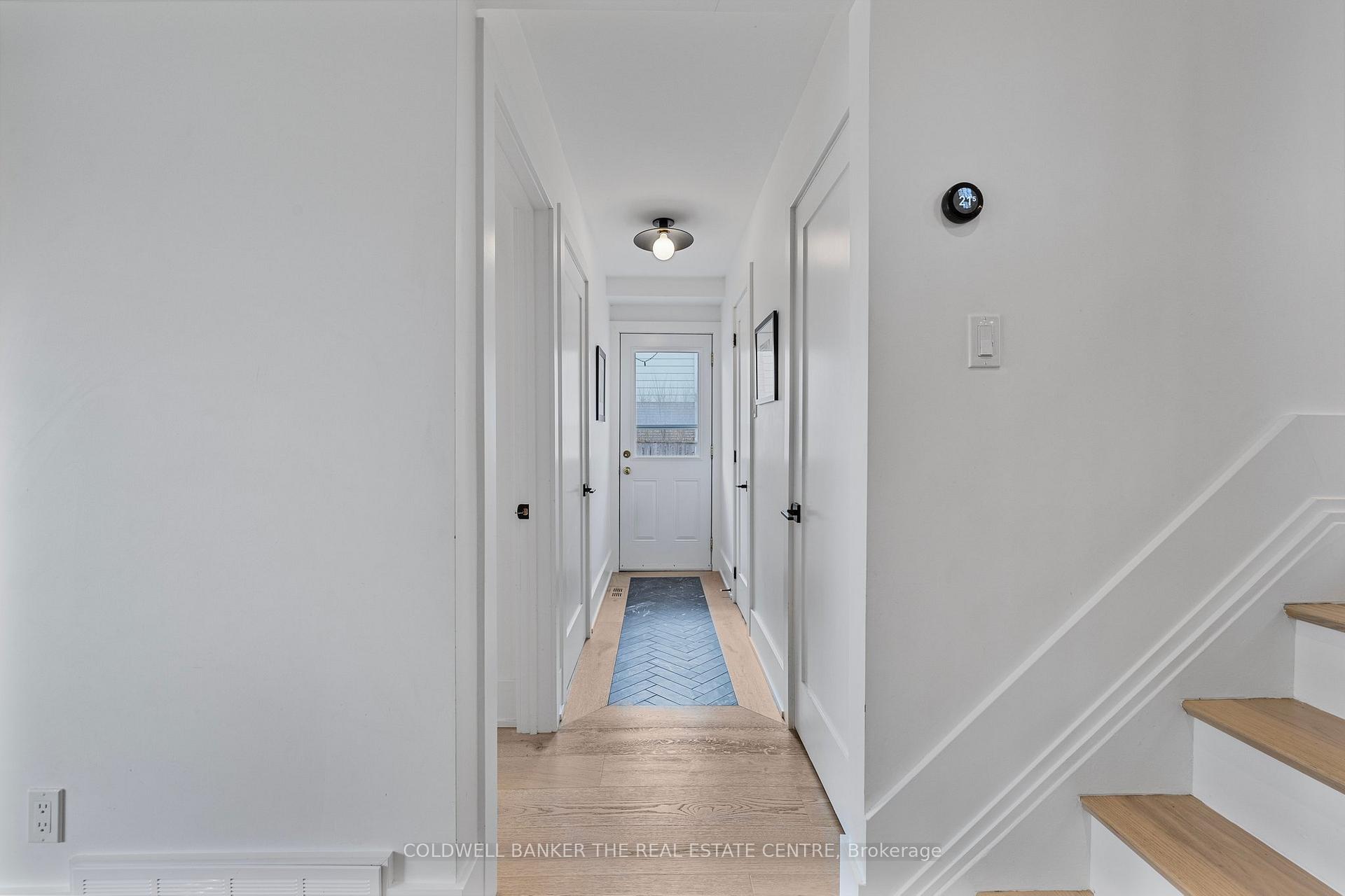 Photo 15 of 6 Boulding Drive, Aurora, Aurora Heights — HOMEH