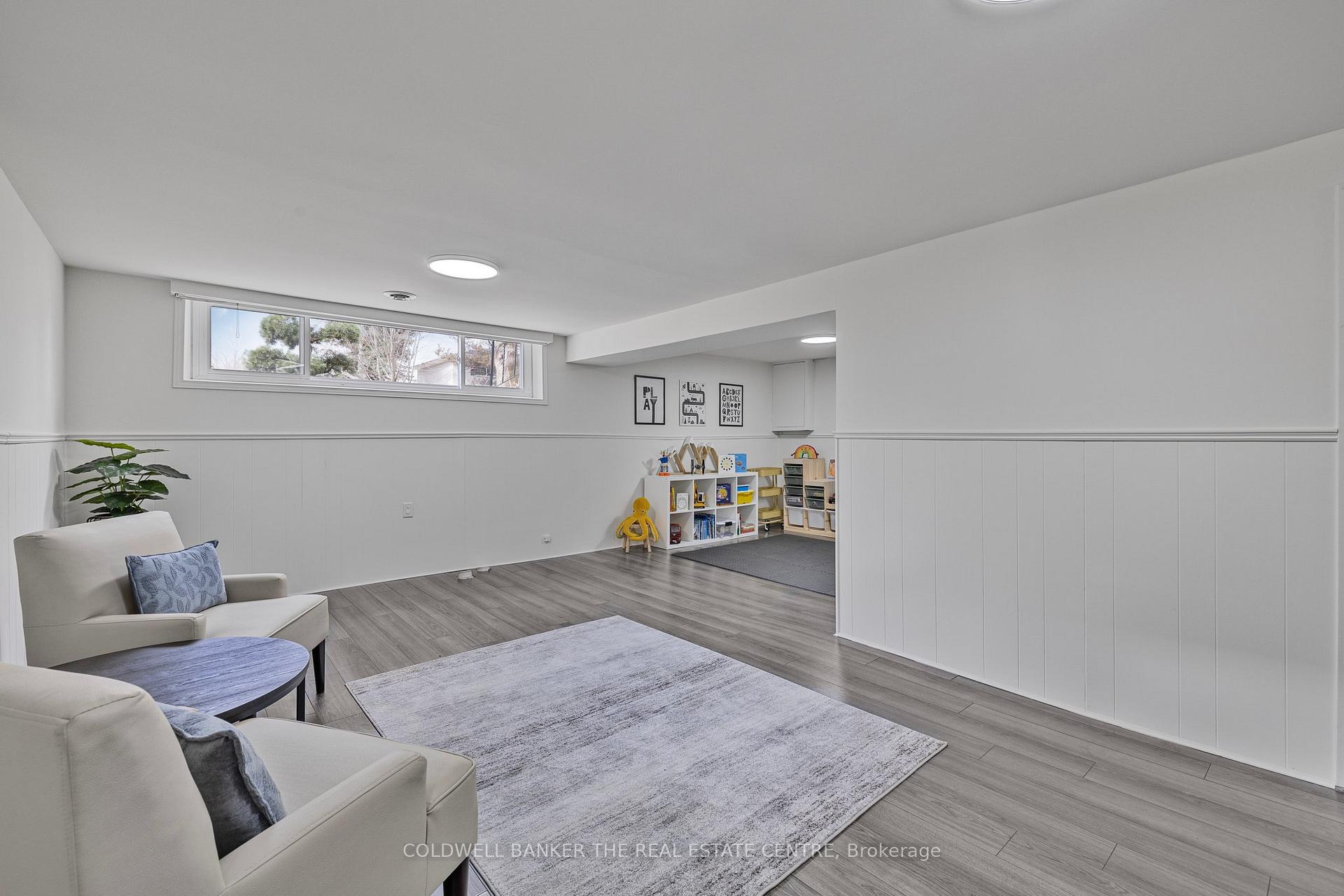 Photo 27 of 6 Boulding Drive, Aurora, Aurora Heights — HOMEH