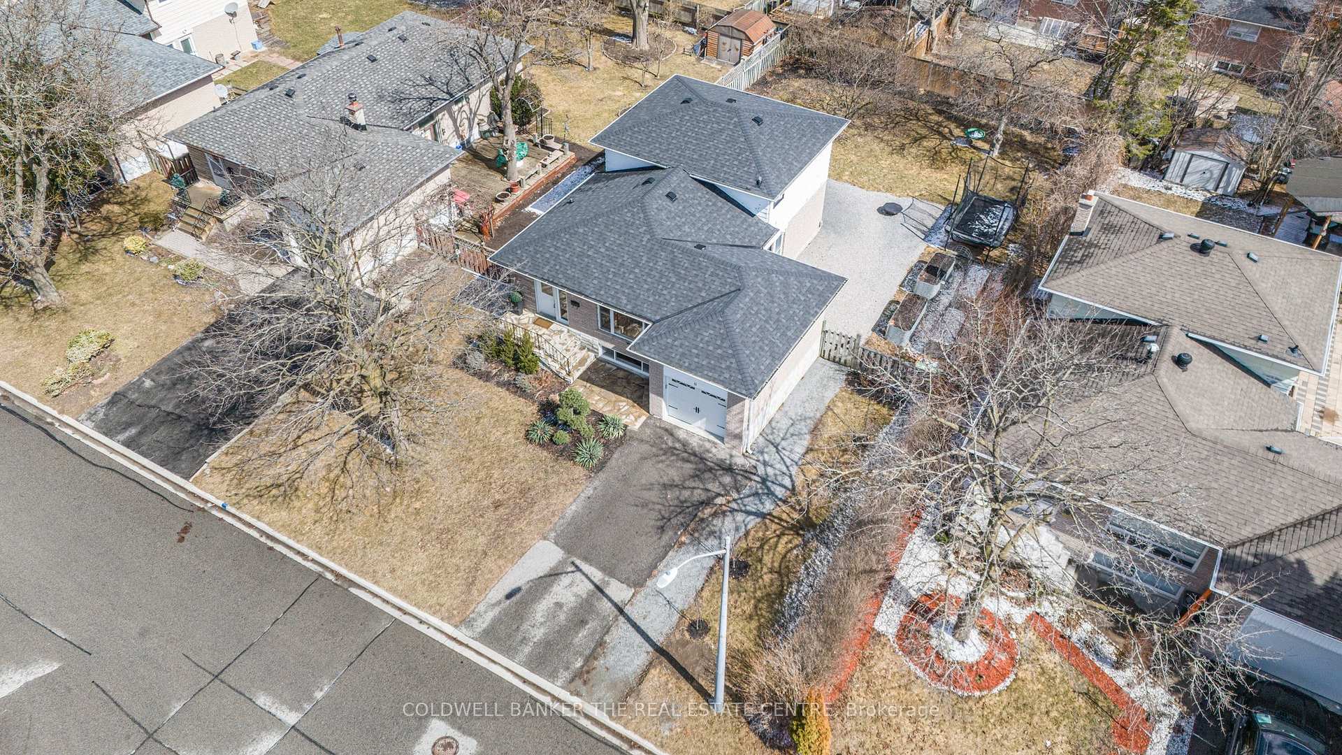 Photo 35 of 6 Boulding Drive, Aurora, Aurora Heights — HOMEH
